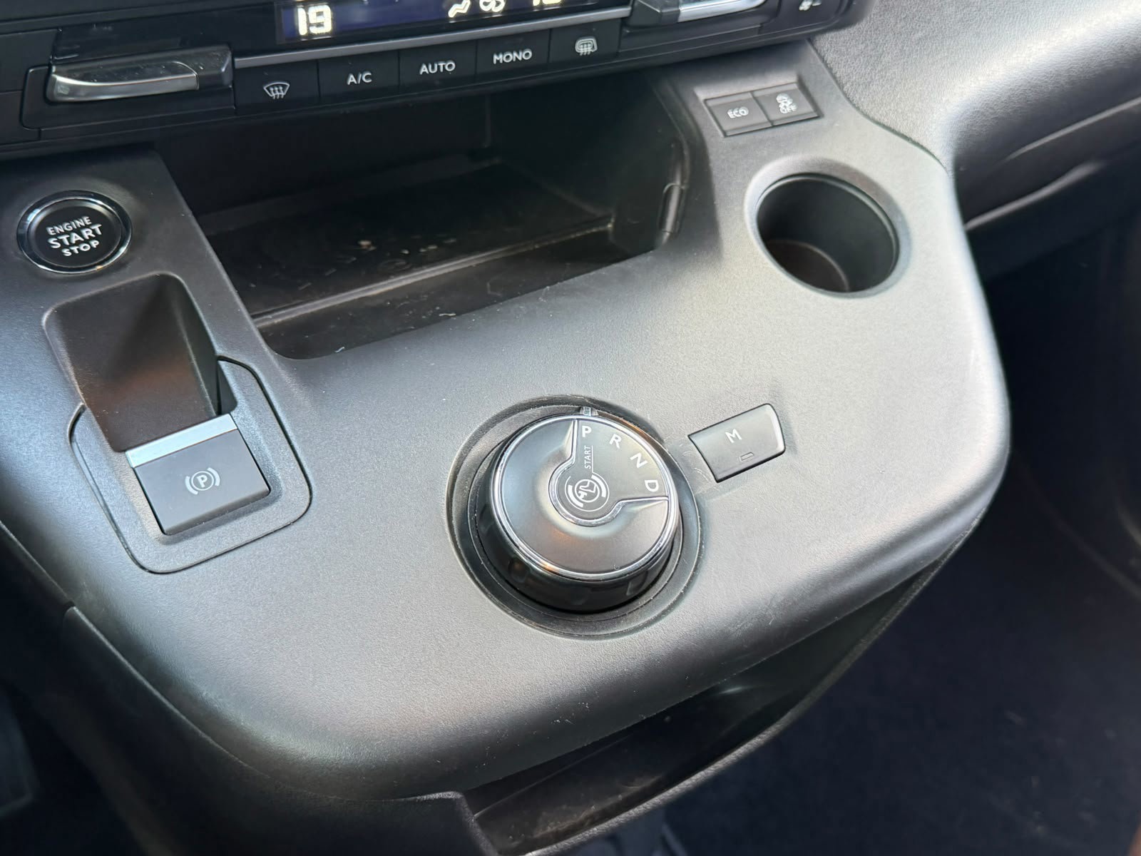 Peugeot Partner 1.5 BlueHDI Asphalt (2019), foto 20