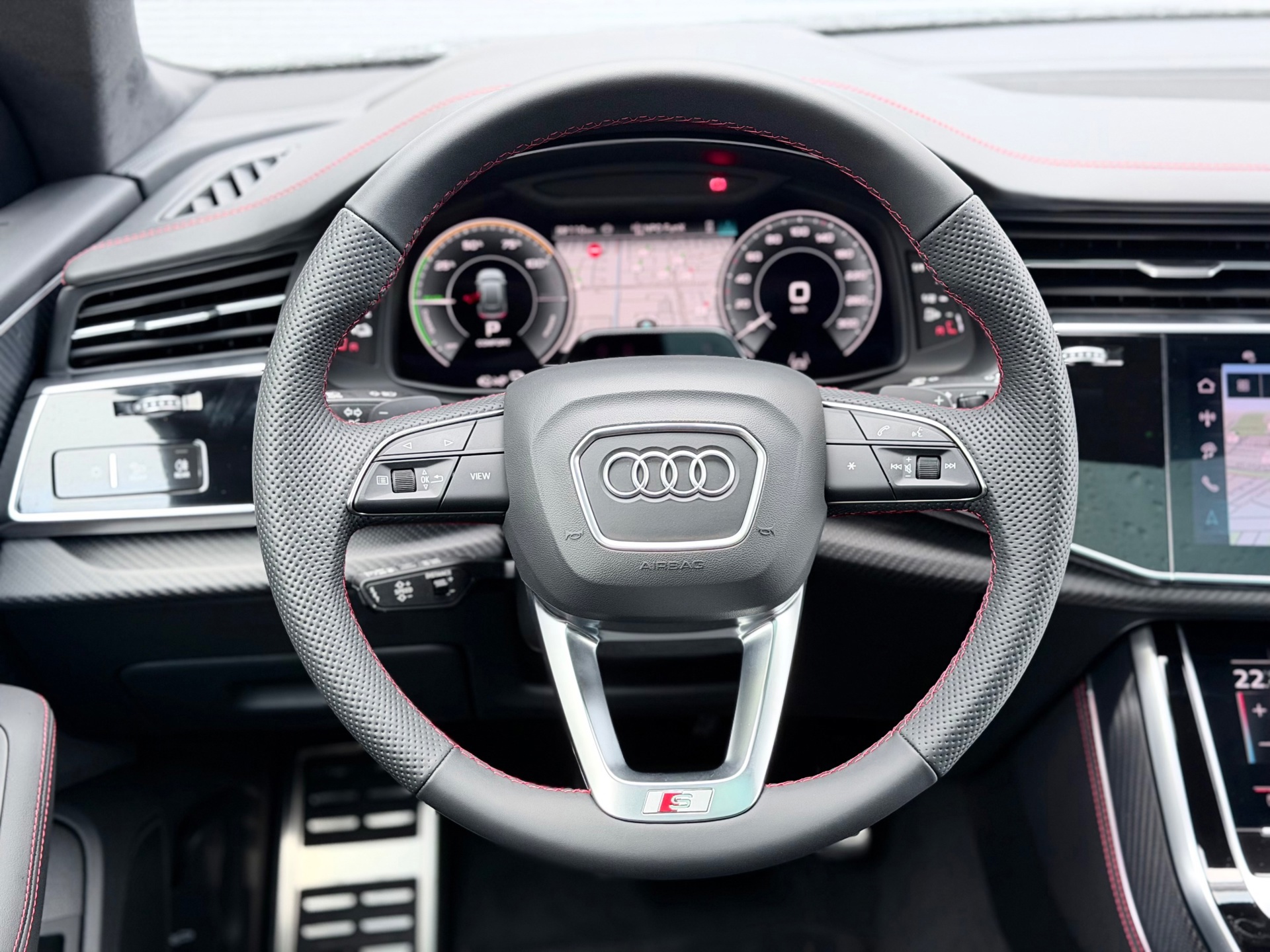 Audi Q8 55 TFSI e quattro Pro Line S Competition (2026), foto 20