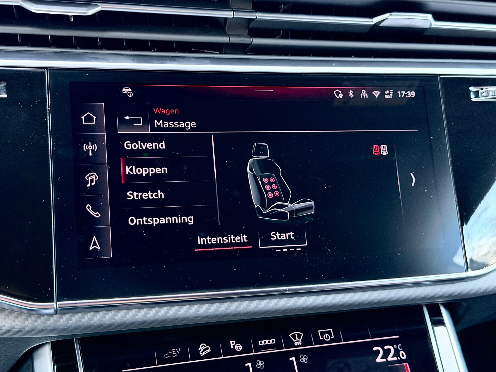 Audi Q8 55 TFSI e quattro Pro Line S Competition (2026), foto 33