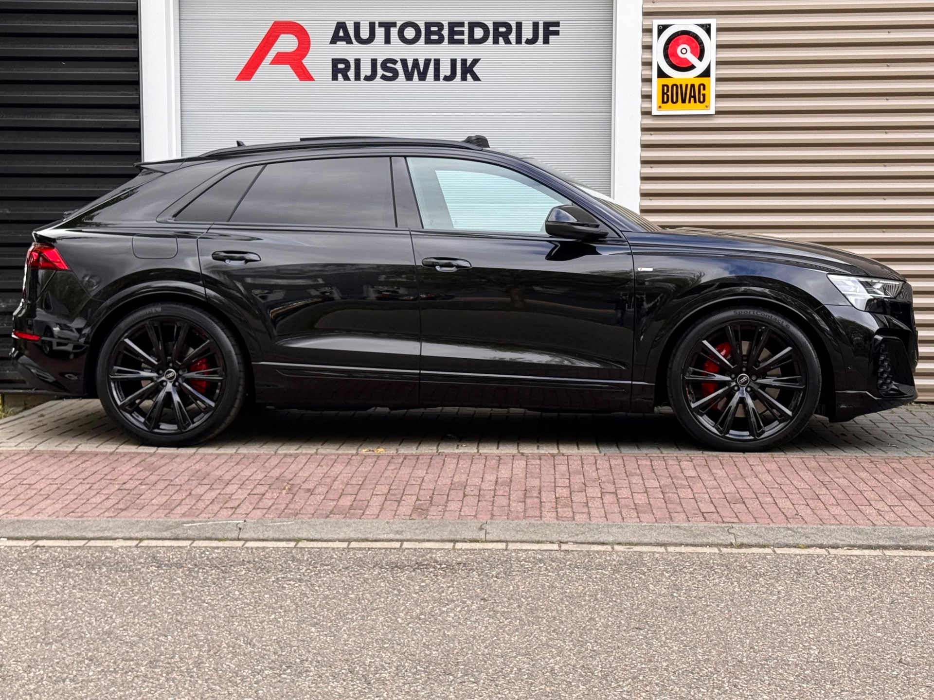 Audi Q8 55 TFSI e quattro Pro Line S Competition (2026), foto 5