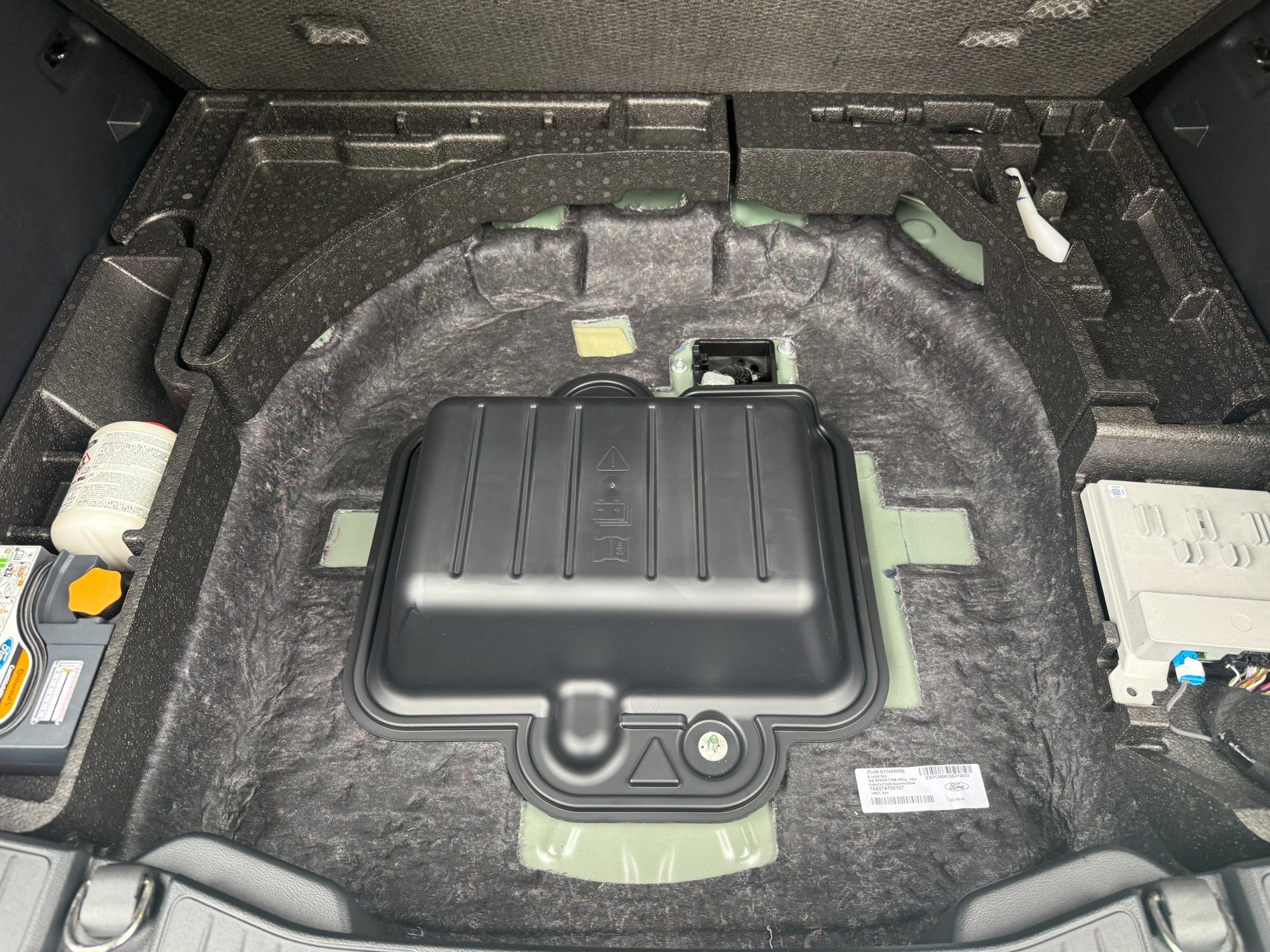Ford KUGA 2.5 PHEV ST-Line X (2026), foto 33