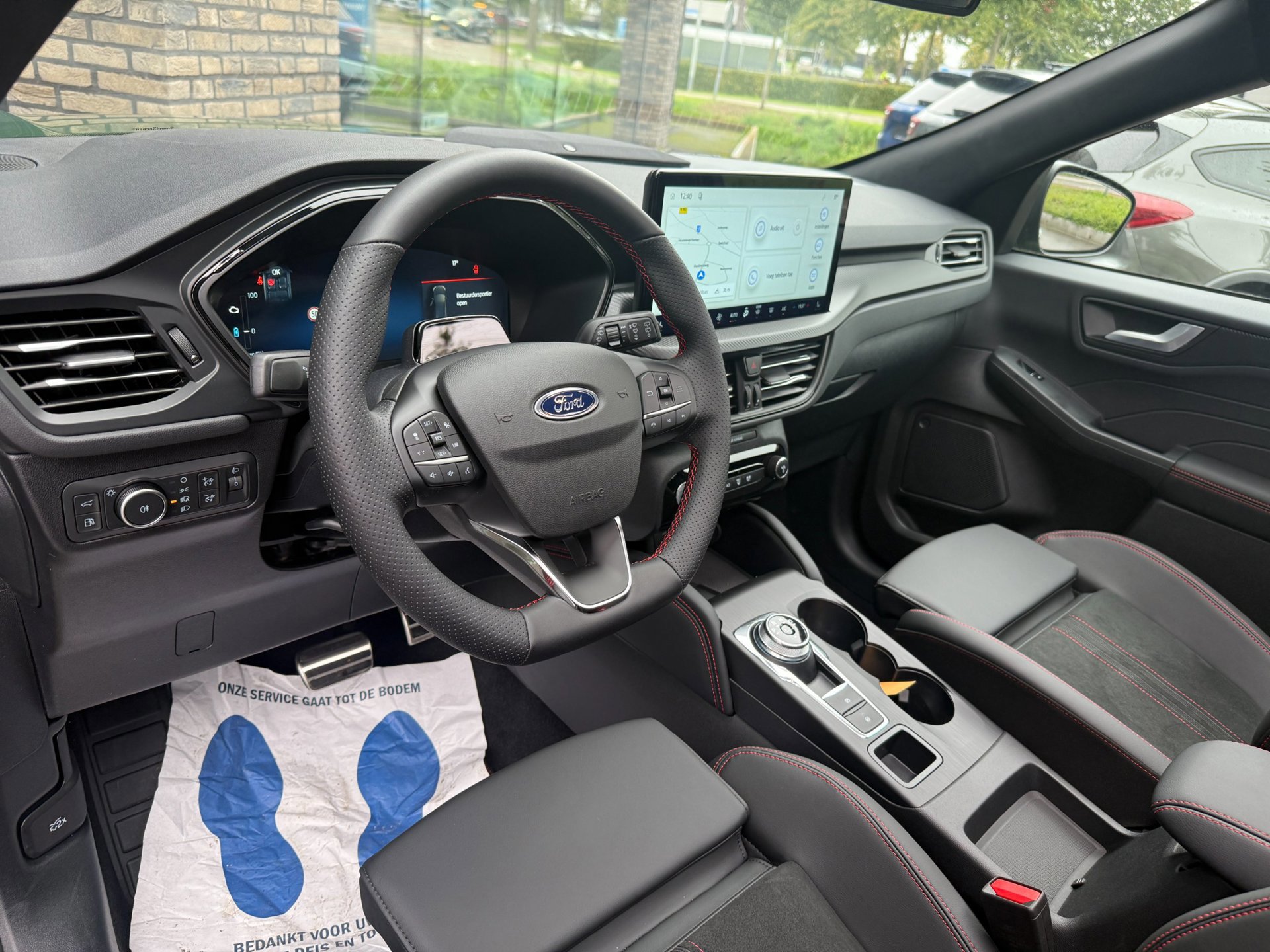 Ford KUGA 2.5 PHEV ST-Line X (2026), foto 8