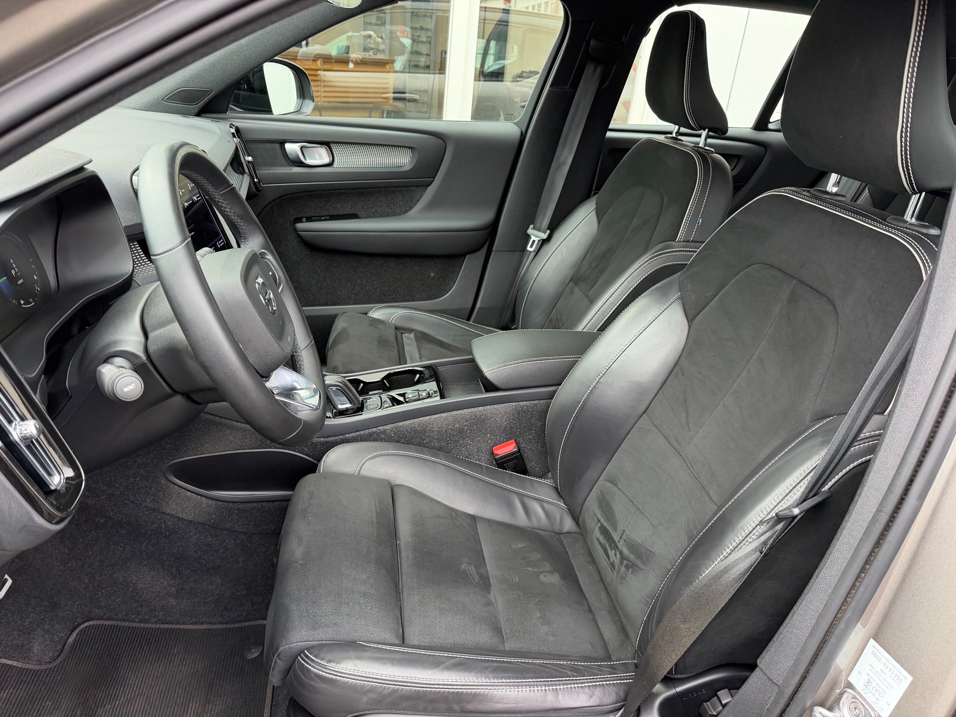 Volvo XC40 1.5 T4 Recharge R-Design (2021), foto 14