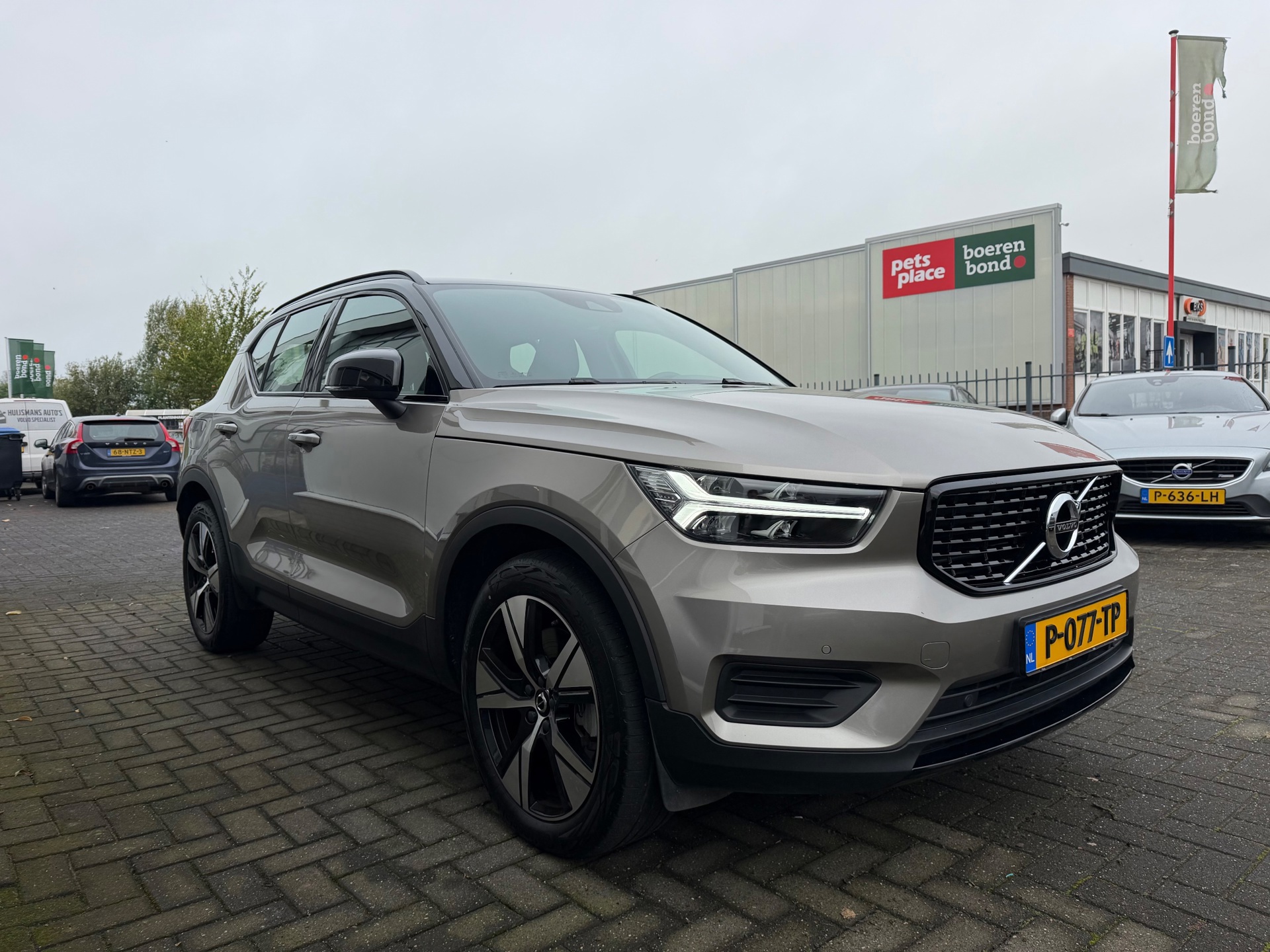 Volvo XC40 1.5 T4 Recharge R-Design (2021), foto 5
