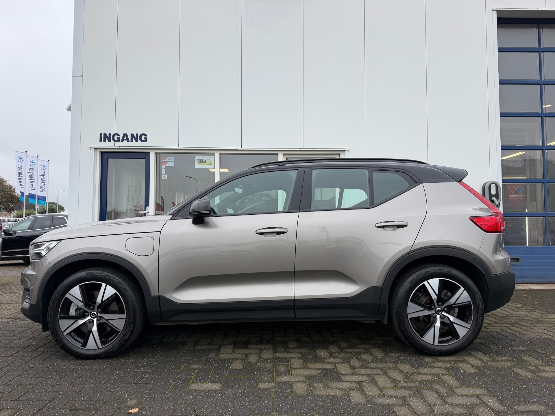 Volvo XC40 1.5 T4 Recharge R-Design (2021), foto 7