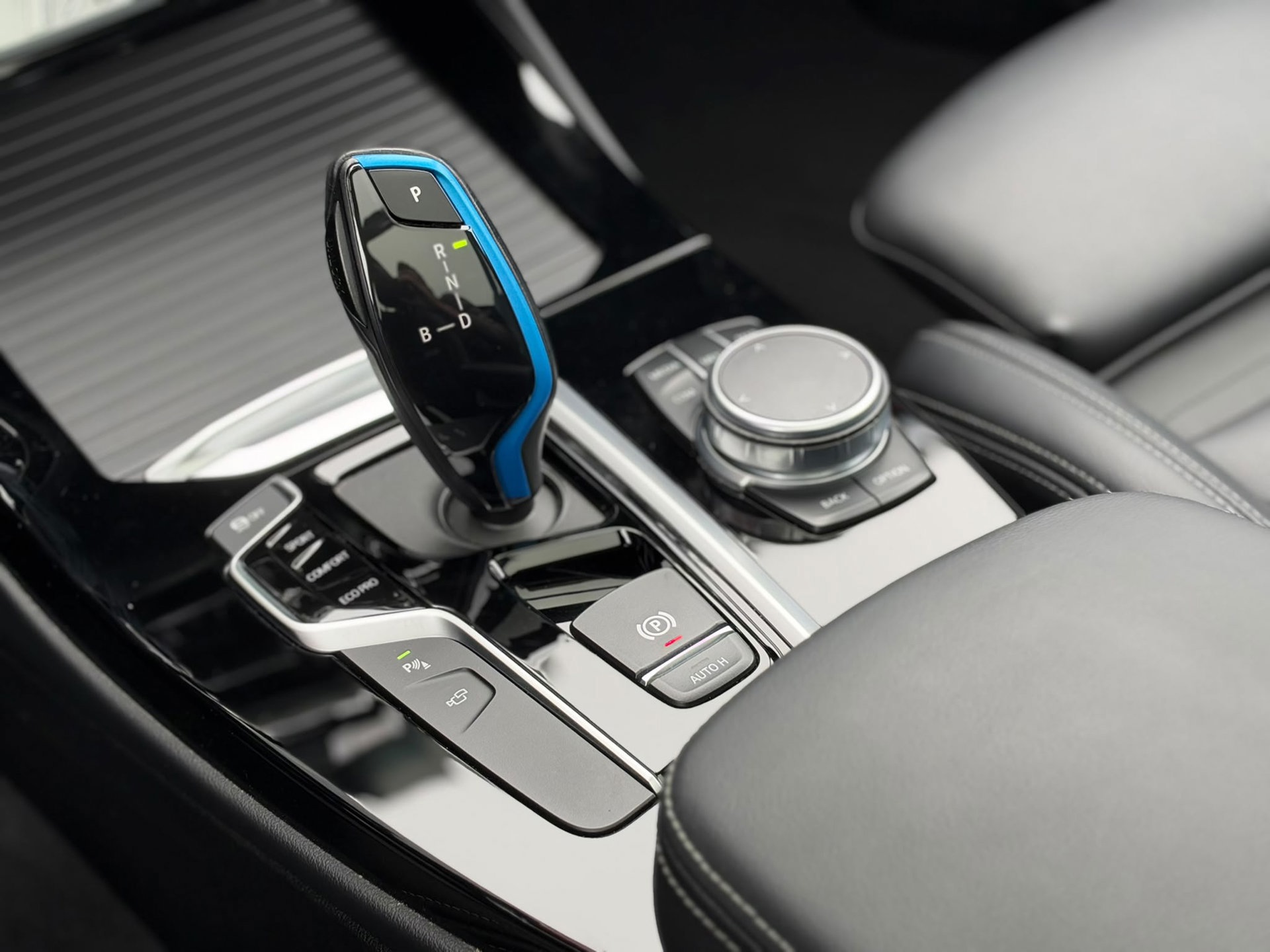 BMW IX3 High Executive 80 kWh (2021), foto 12