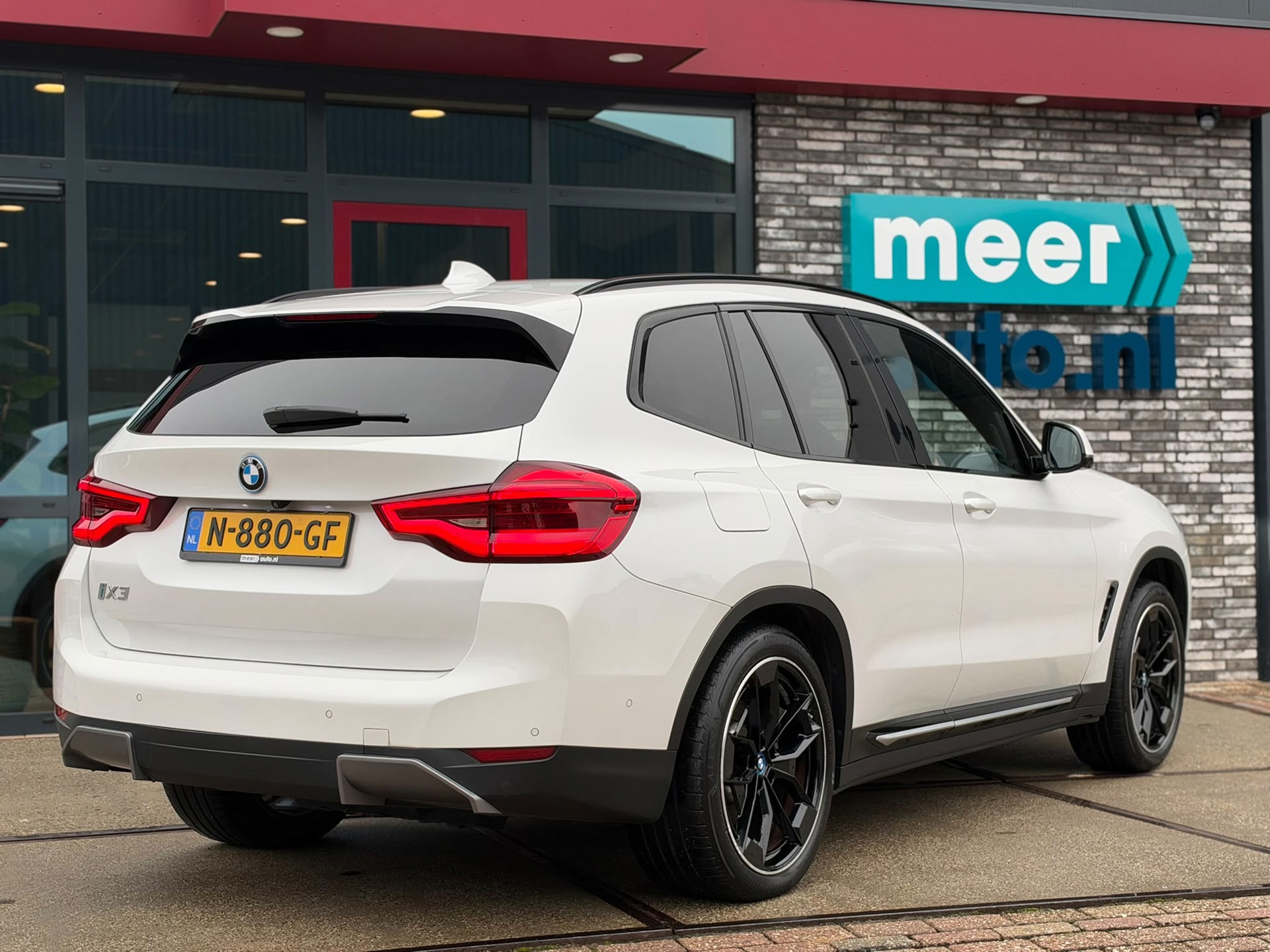 BMW IX3 High Executive 80 kWh (2021), foto 3