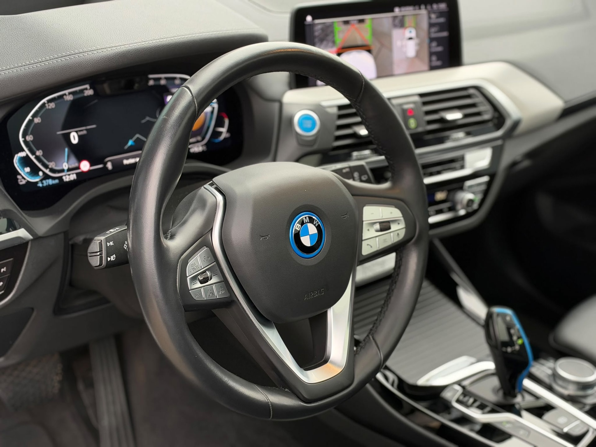 BMW IX3 High Executive 80 kWh (2021), foto 21