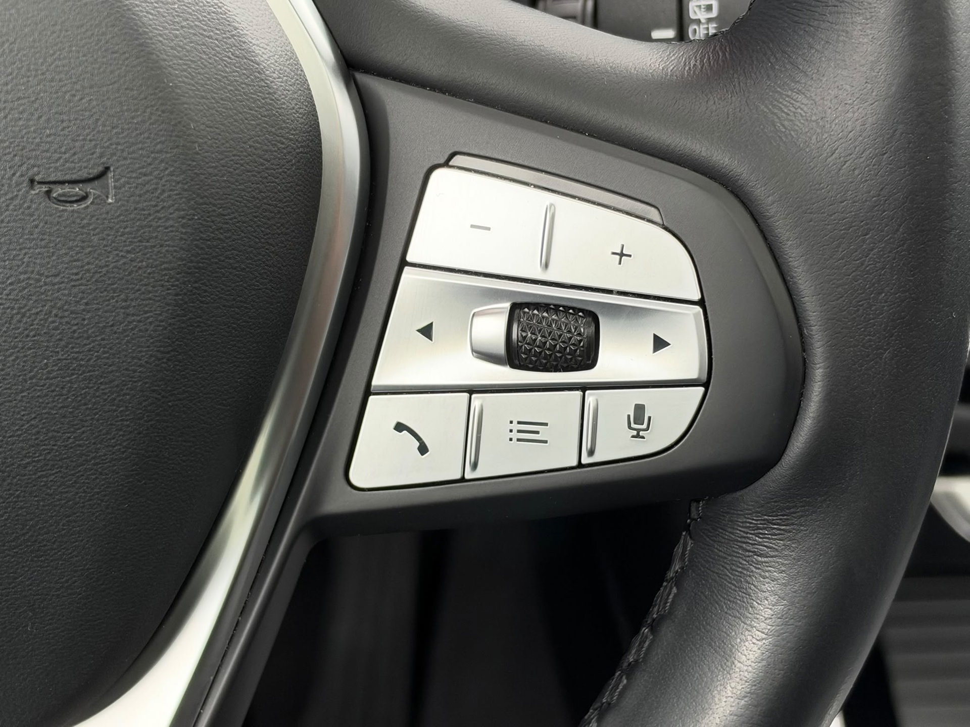 BMW IX3 High Executive 80 kWh (2021), foto 23