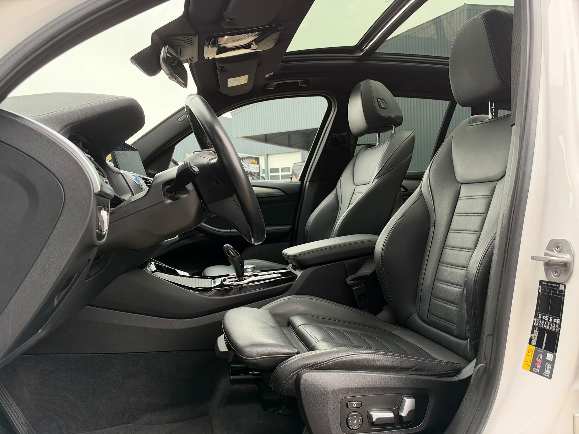 BMW IX3 High Executive 80 kWh (2021), foto 6