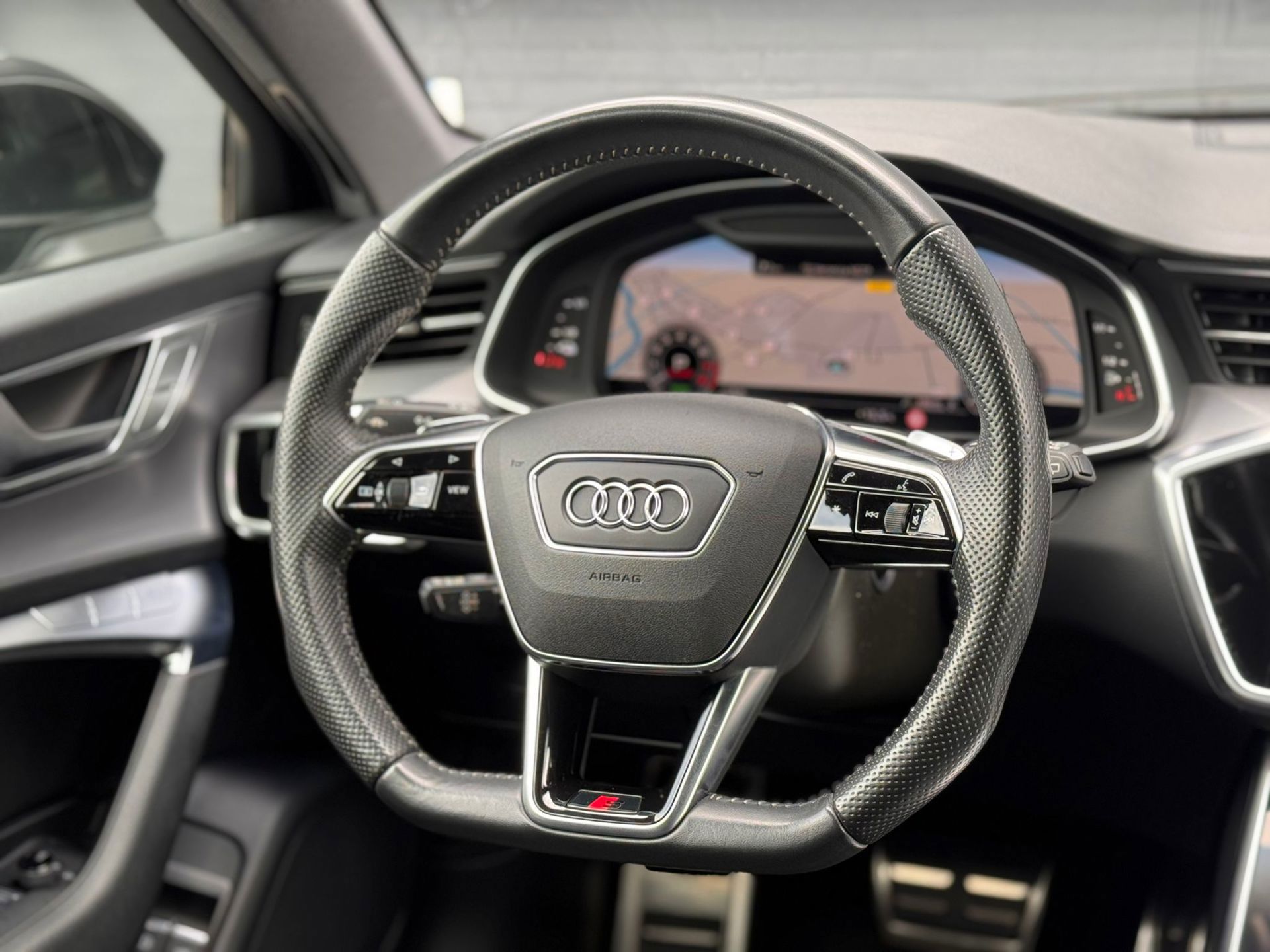Audi A6 Avant 55 TFSI e quattro Competition S-LINE (2021), foto 23