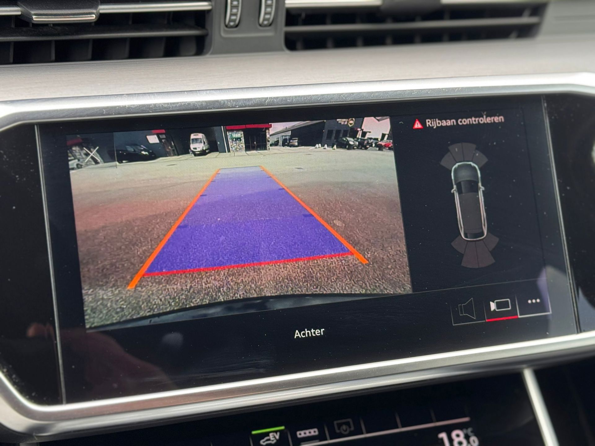 Audi A6 Avant 55 TFSI e quattro Competition S-LINE (2021), foto 9