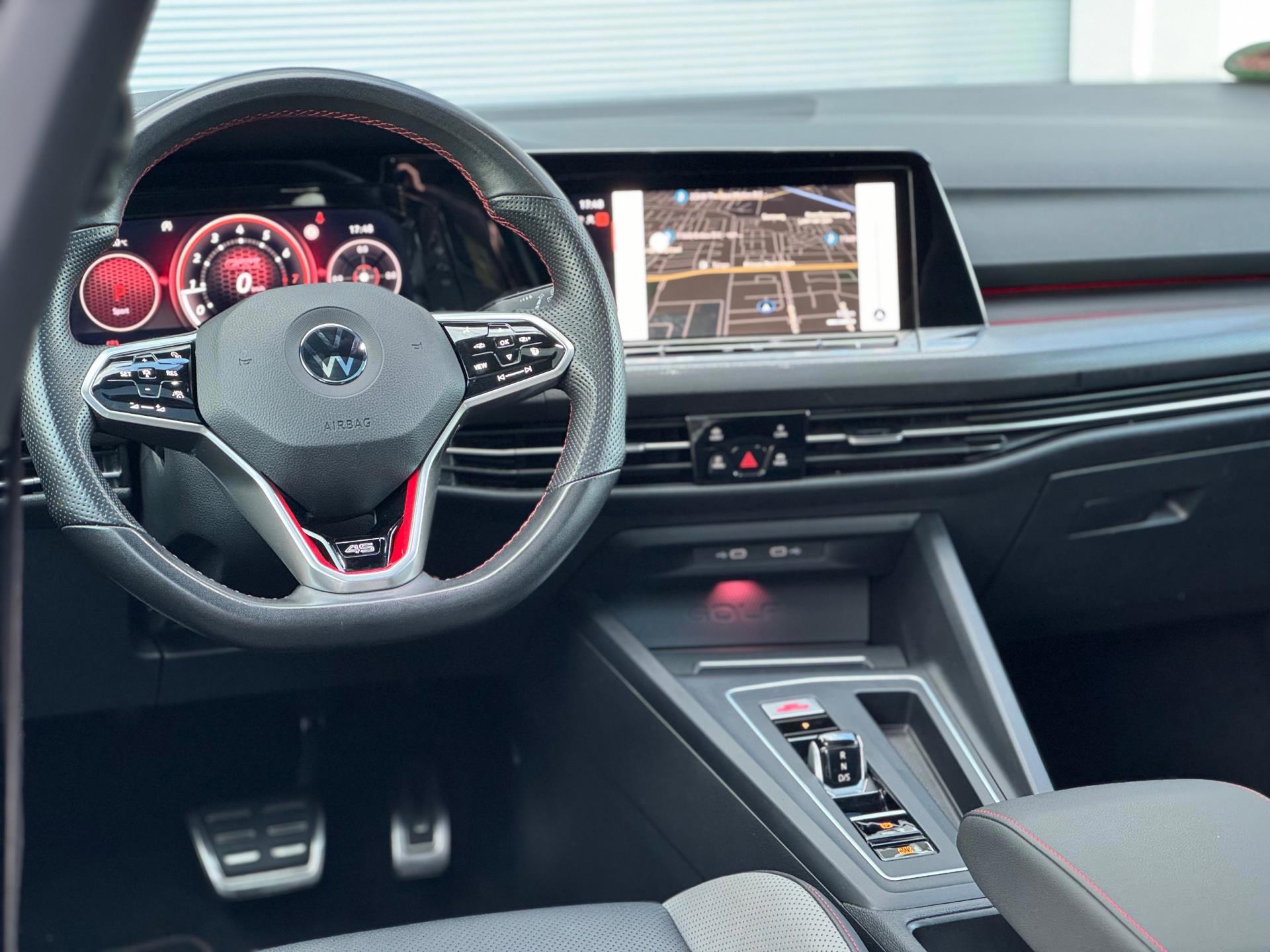 Volkswagen Golf 2.0 TSI Clubsport 45 Akra (2022), foto 16