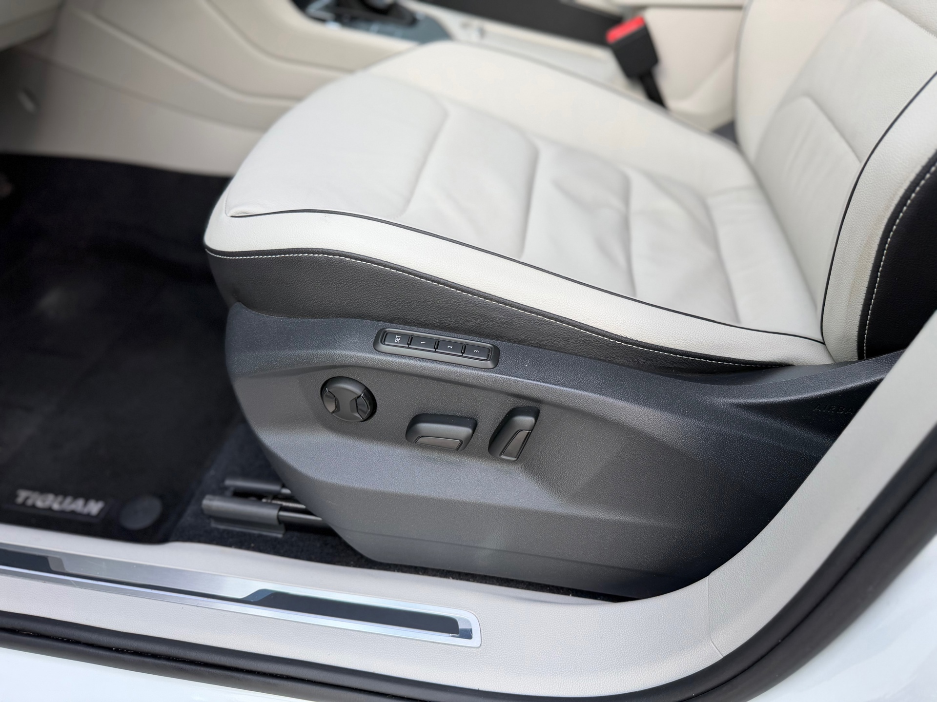 Volkswagen Tiguan 1.4 TSI ACT Highline (2017), foto 13