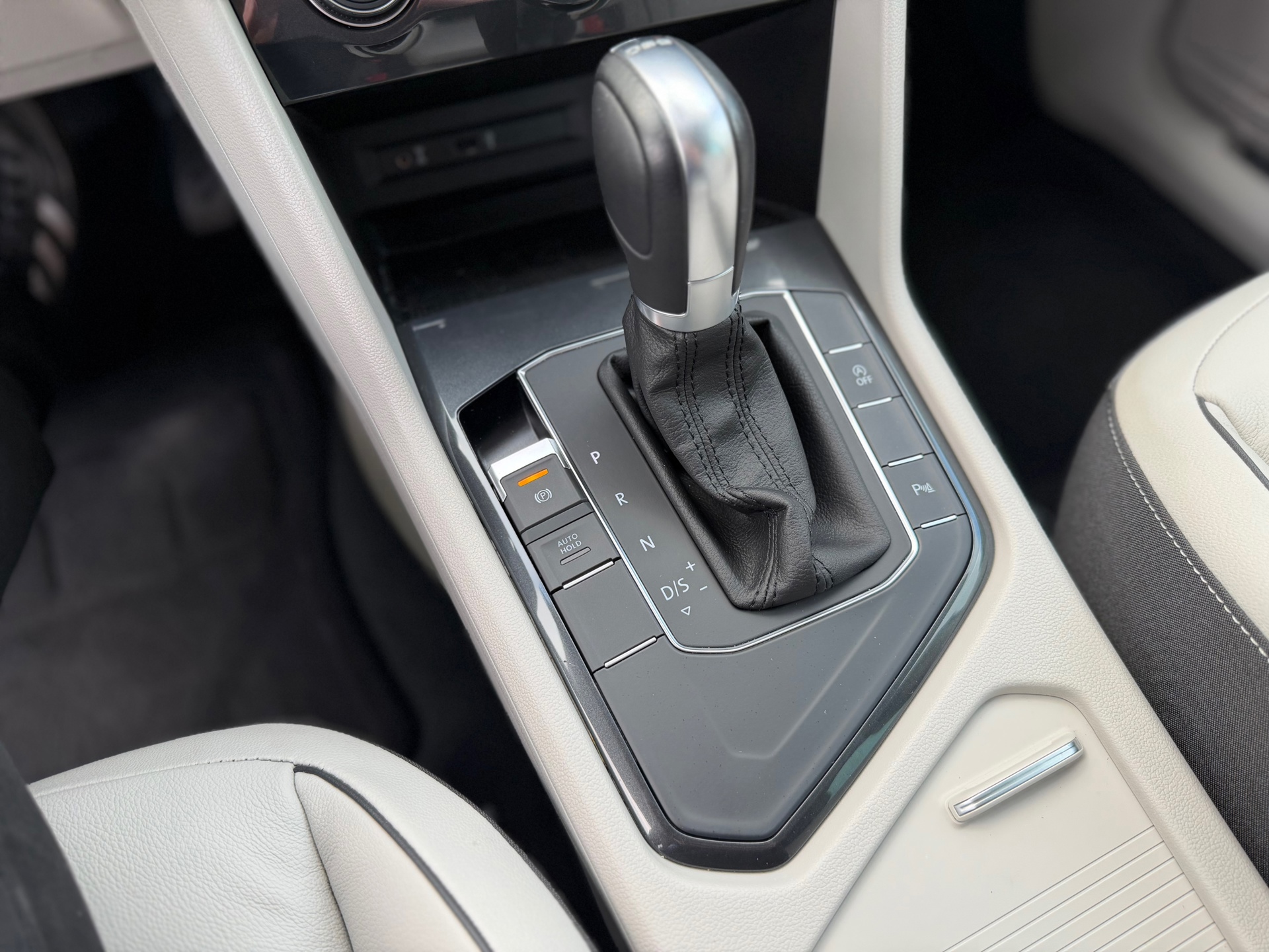 Volkswagen Tiguan 1.4 TSI ACT Highline (2017), foto 21