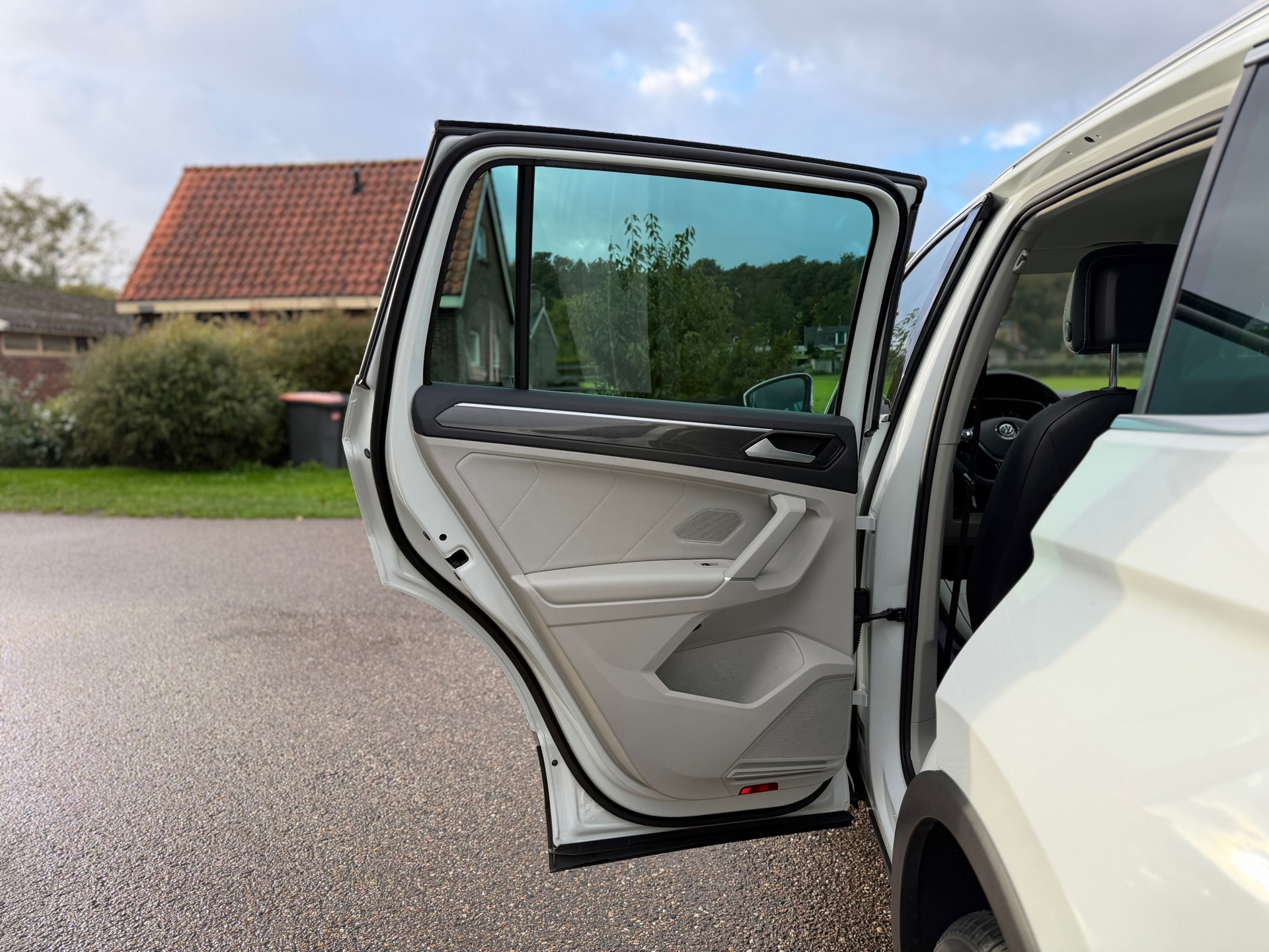 Volkswagen Tiguan 1.4 TSI ACT Highline (2017), foto 25