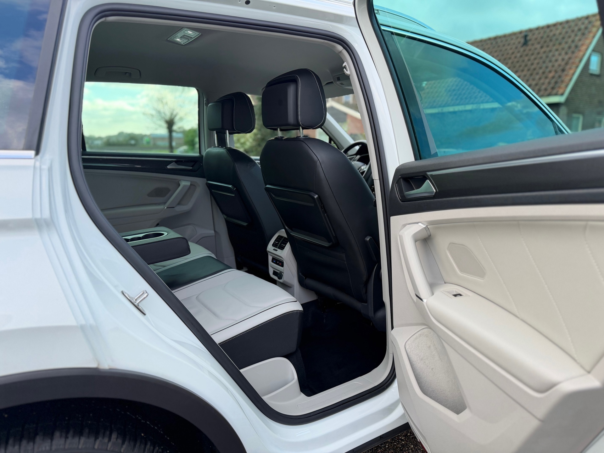 Volkswagen Tiguan 1.4 TSI ACT Highline (2017), foto 30