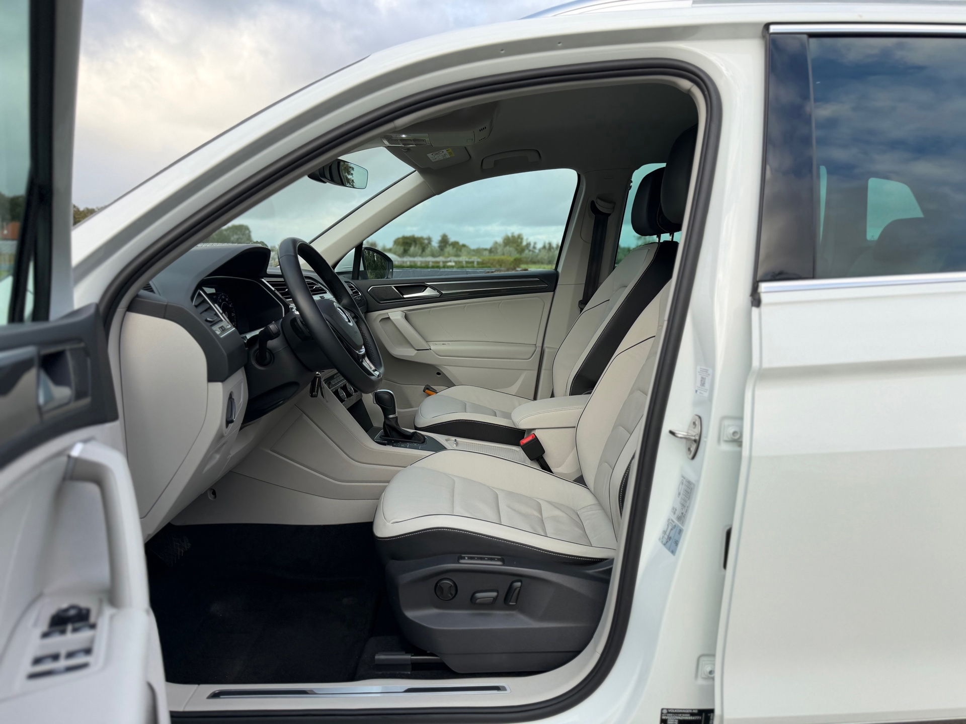 Volkswagen Tiguan 1.4 TSI ACT Highline (2017), foto 10