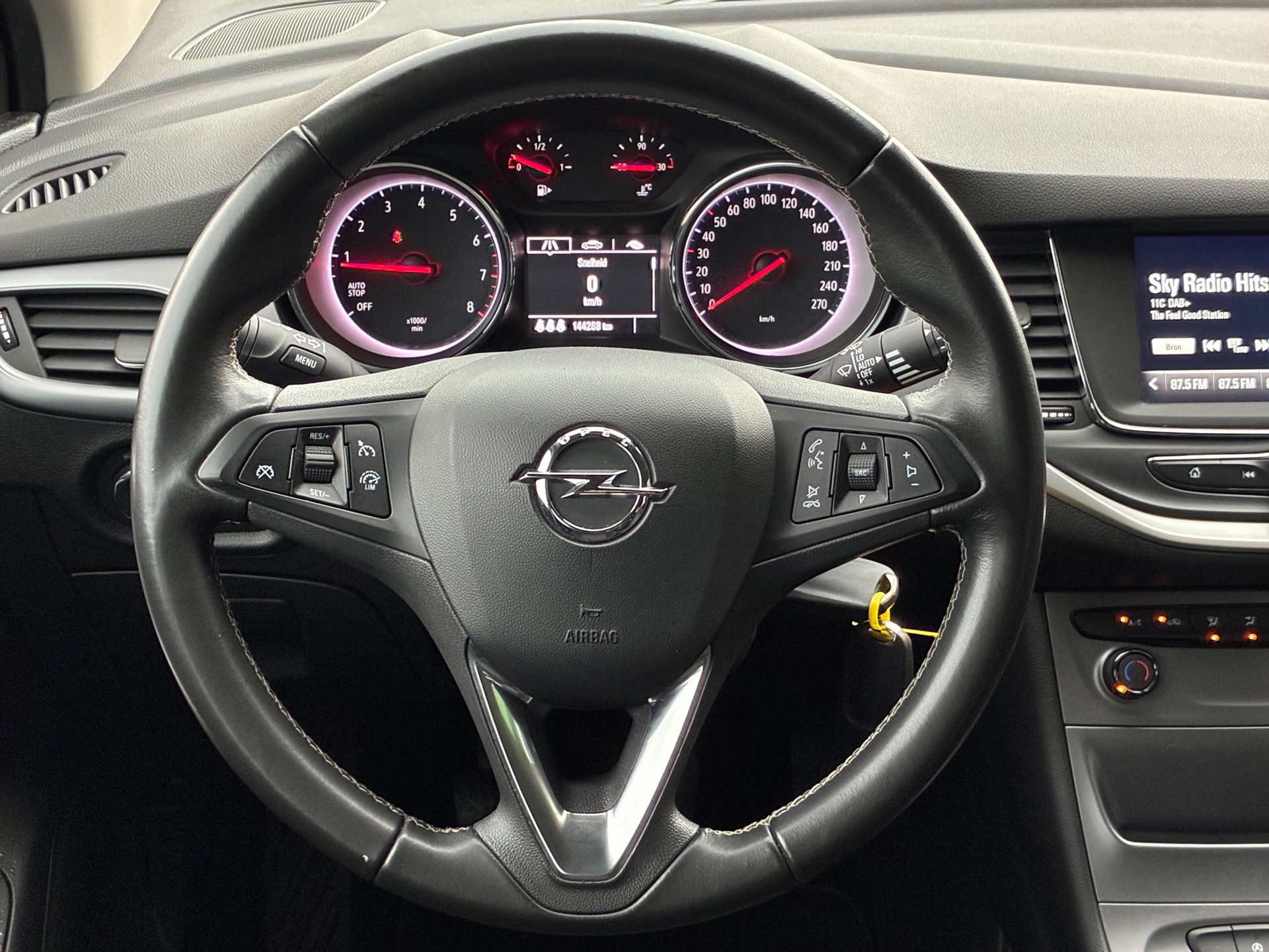 Opel Astra 1.0 Online Edition (2017), foto 2