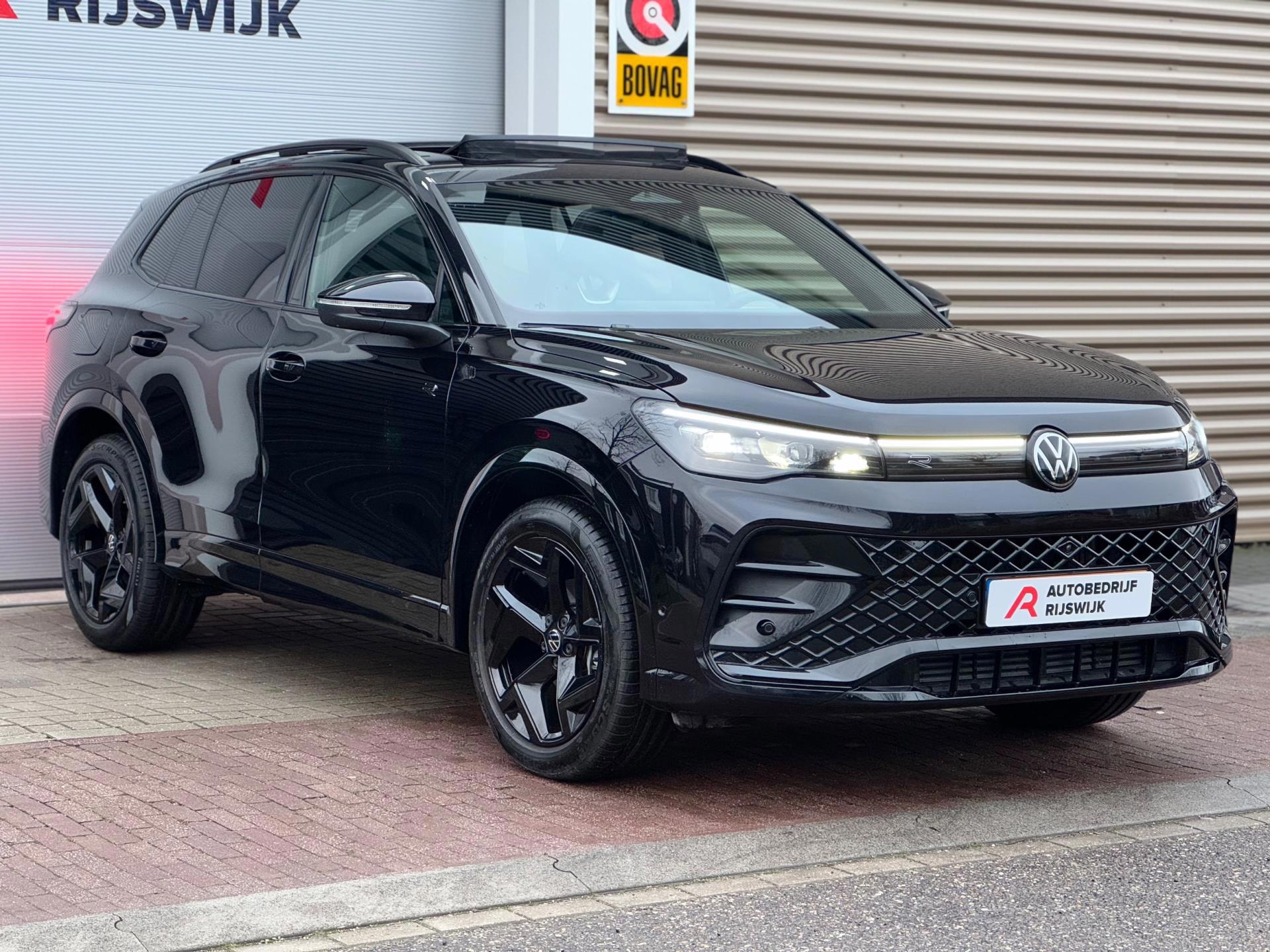 Volkswagen Tiguan 1.5 eTSI R-Line (2025), foto 11