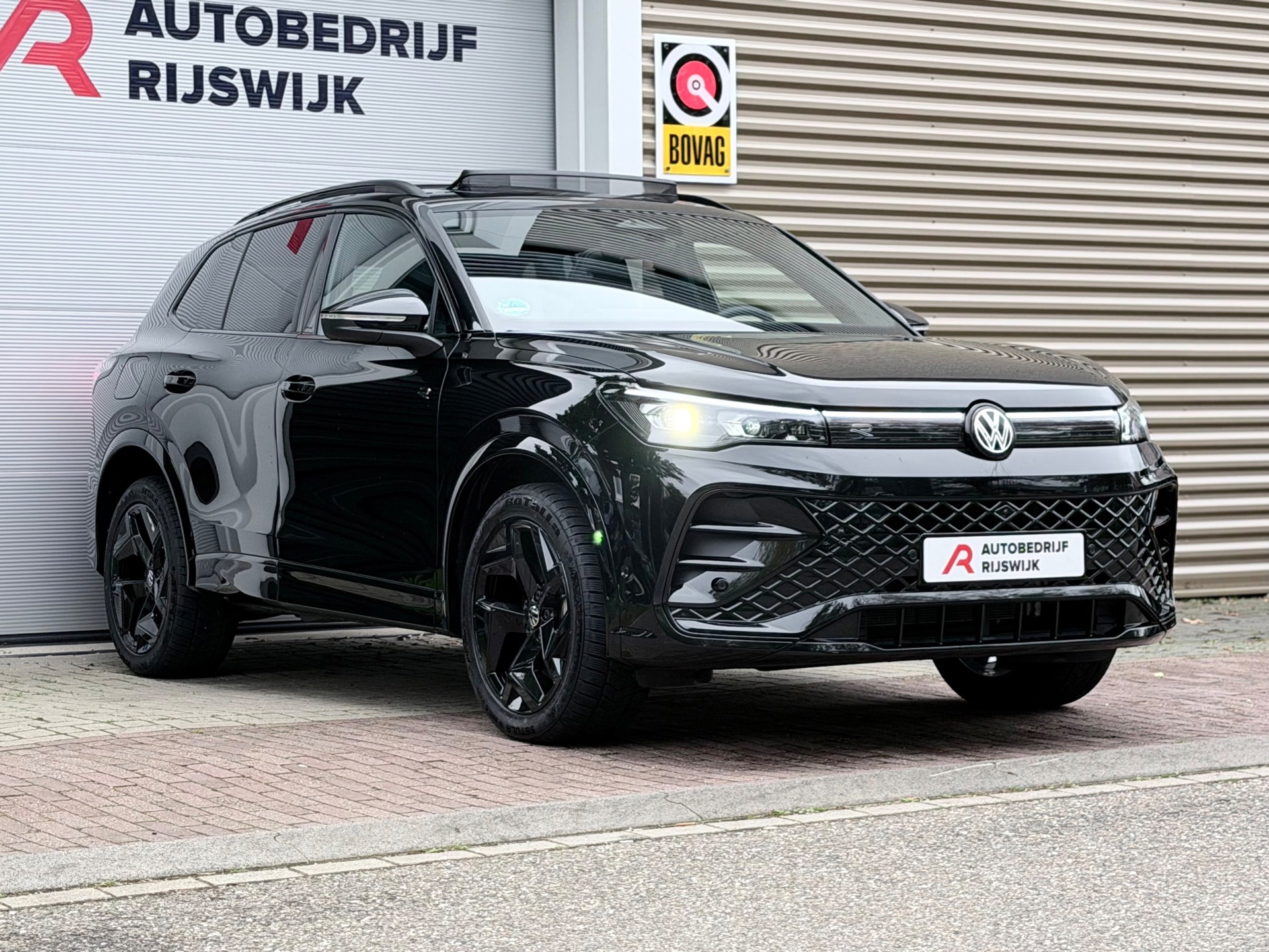 Volkswagen Tiguan 1.5 eHybrid R-Line (2025), foto 11