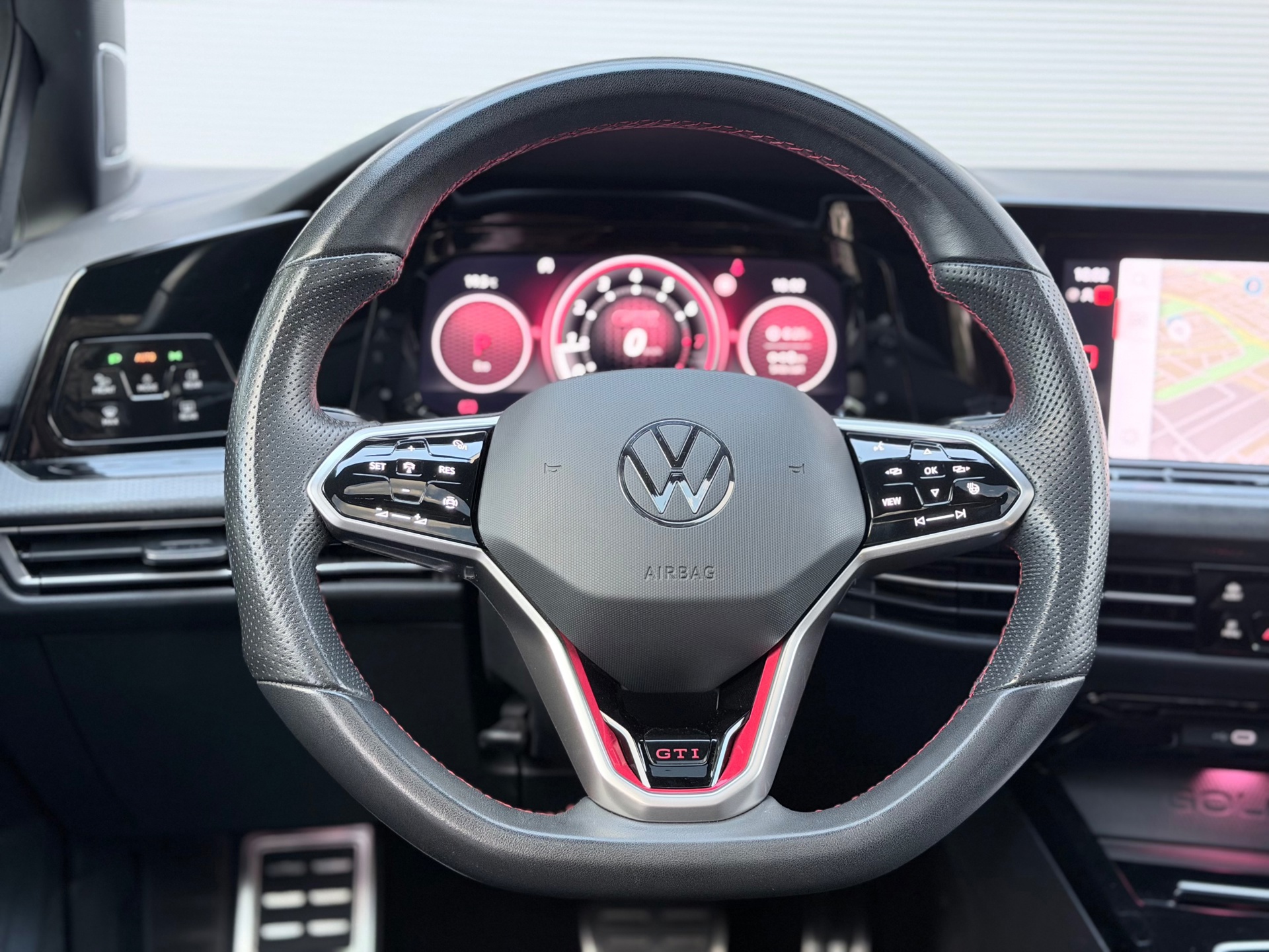 Volkswagen Golf 2.0 TSI Clubsport Akra (2023), foto 13