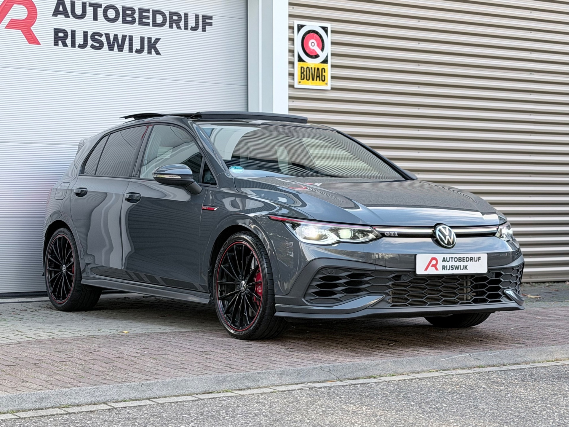 Volkswagen Golf 2.0 TSI Clubsport Akra (2023), foto 9