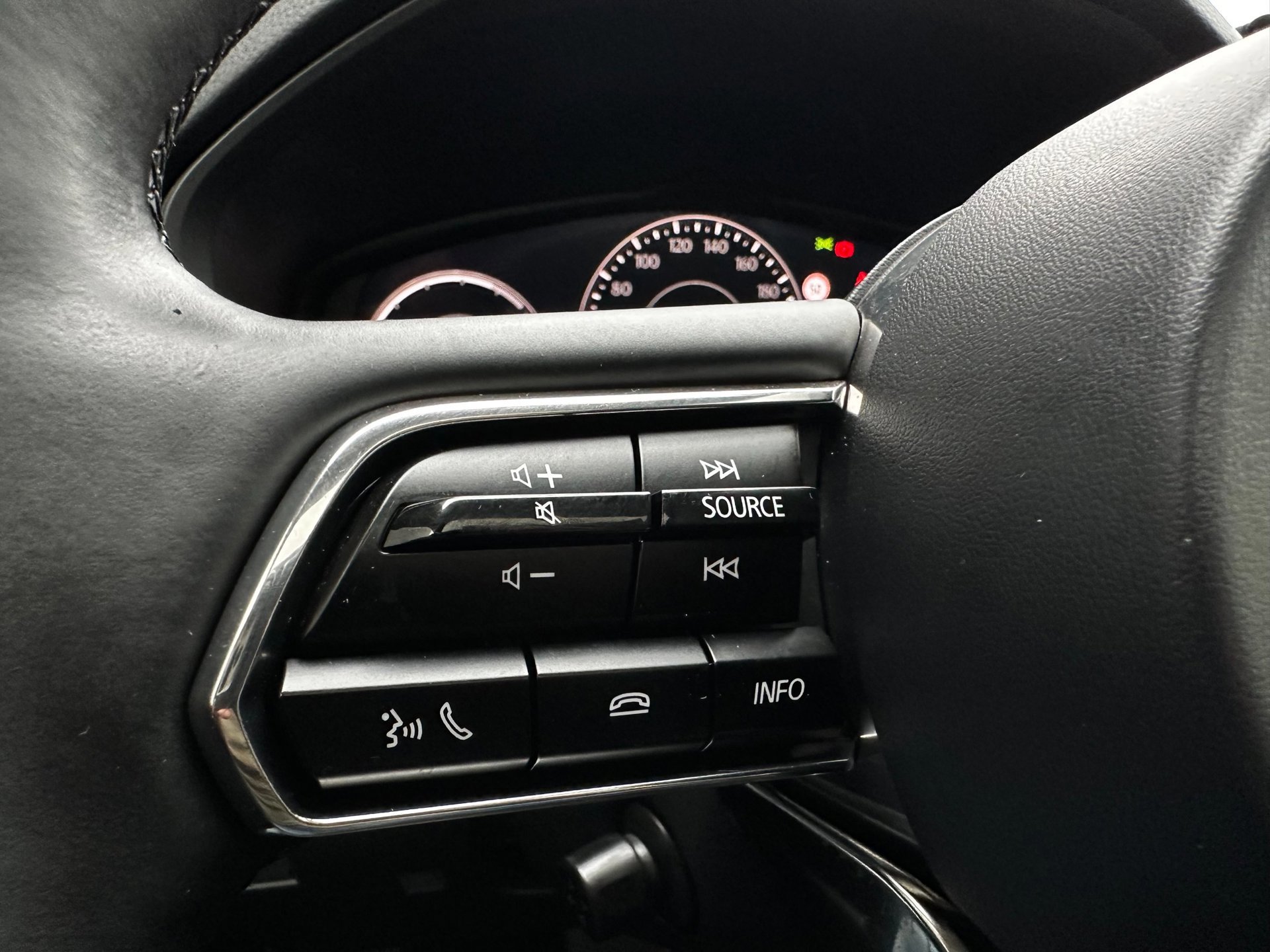 Mazda CX-60 2.5 e-SkyActiv PHEV Homura (2024), foto 20