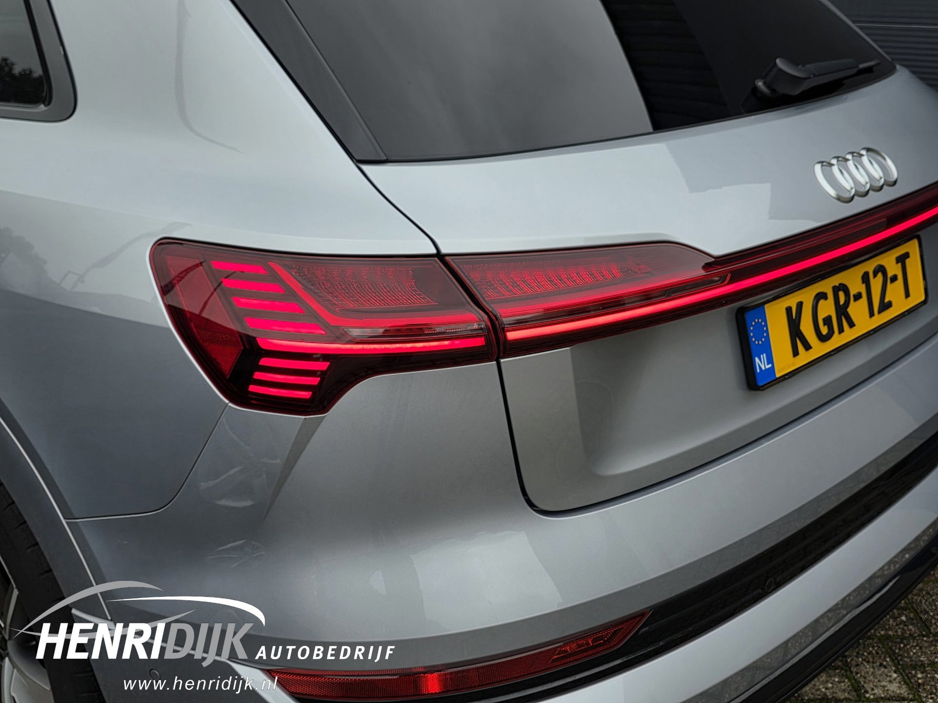 Audi E-tron 50 quattro Launch Edition 71 kWh SOH 88% S (2021), foto 37