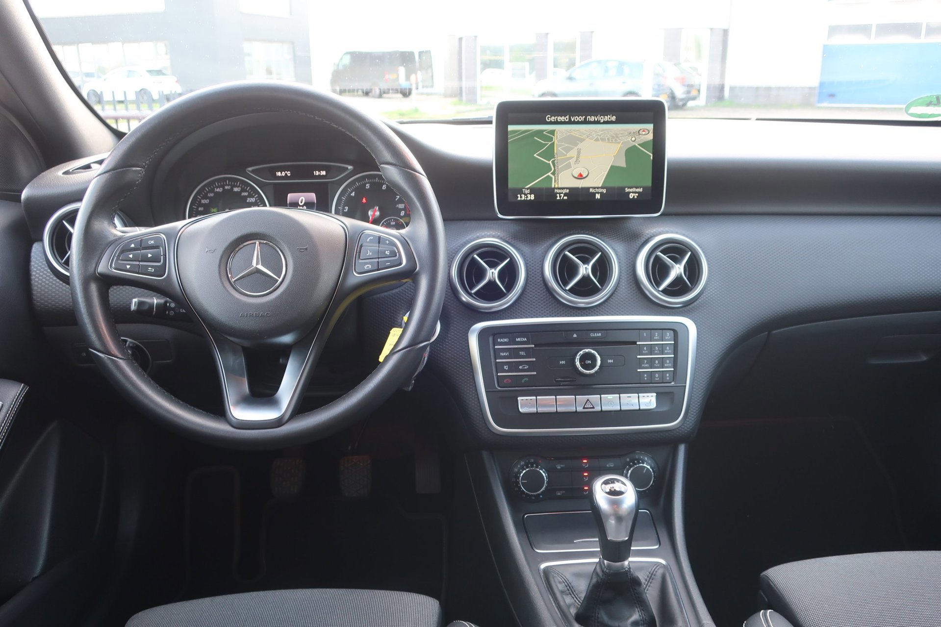 Mercedes-Benz A-klasse 180 Lease Edition Ambition (2016), foto 12
