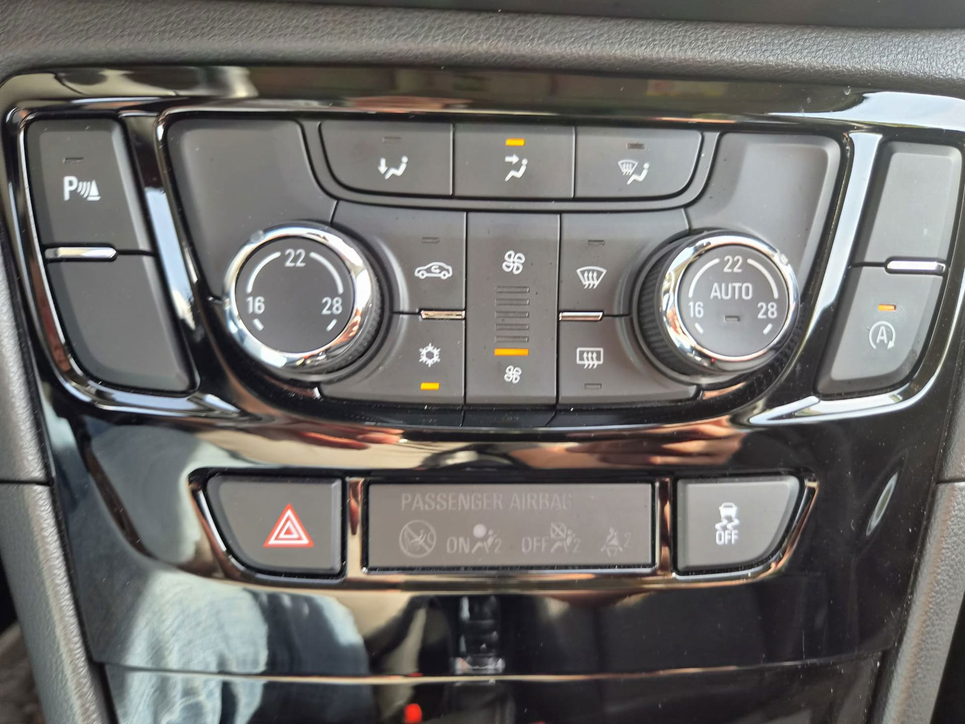 Opel Mokka X 1.4 Turbo Innovation perfect ond (2017), foto 18
