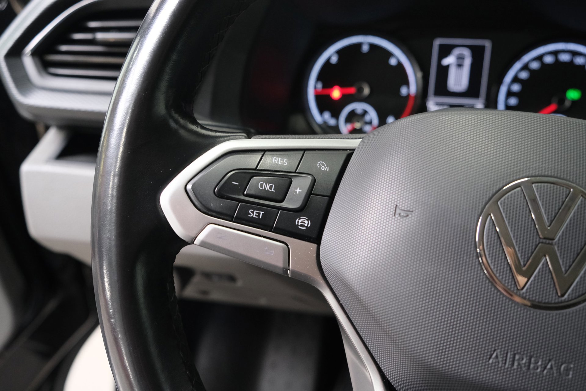 Volkswagen Transporter 2.0 TDI L2H1 30 (2021), foto 26