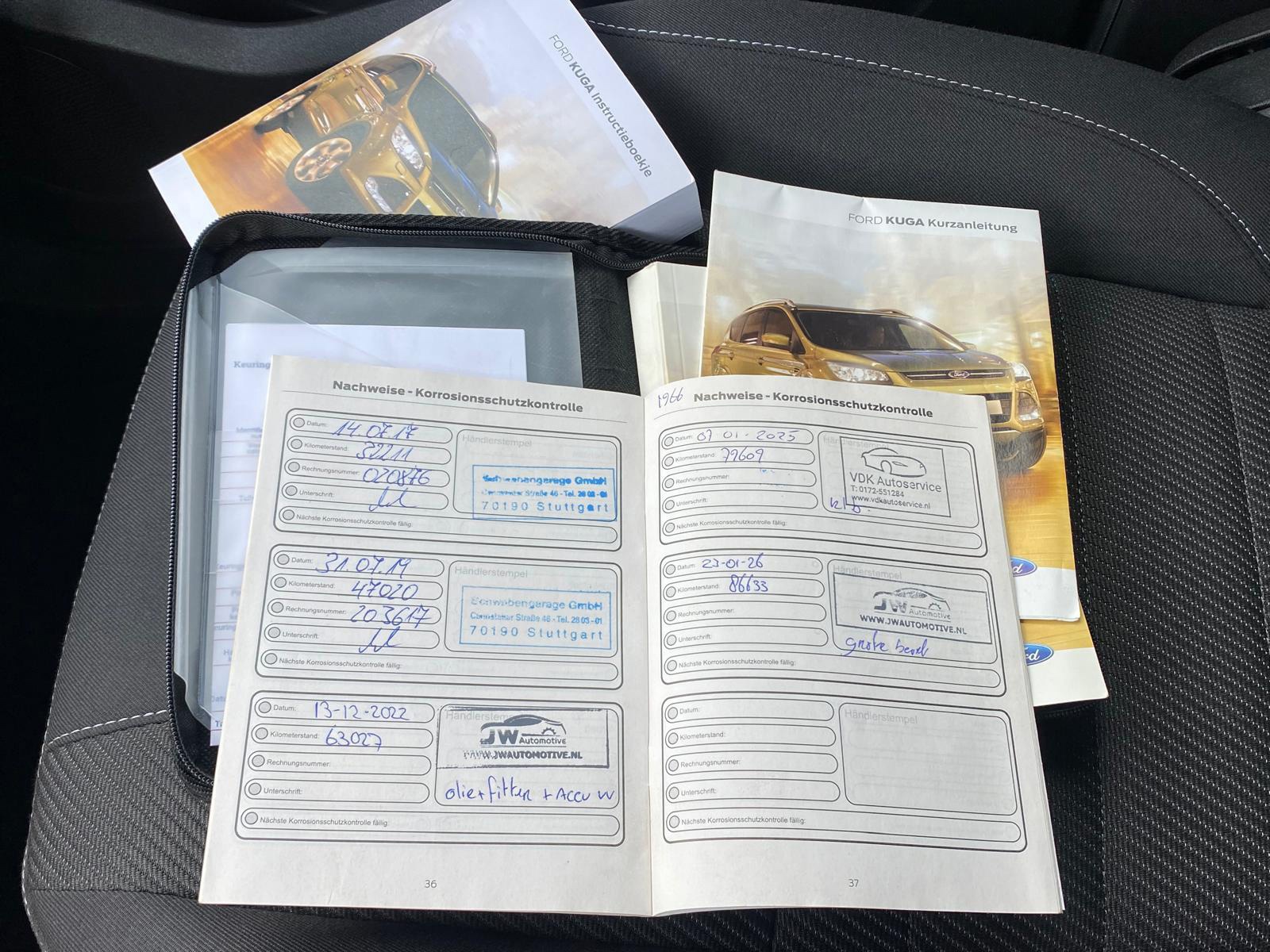 Ford Kuga 1.5 Titanium Styling Pack 4WD (2016), foto 24