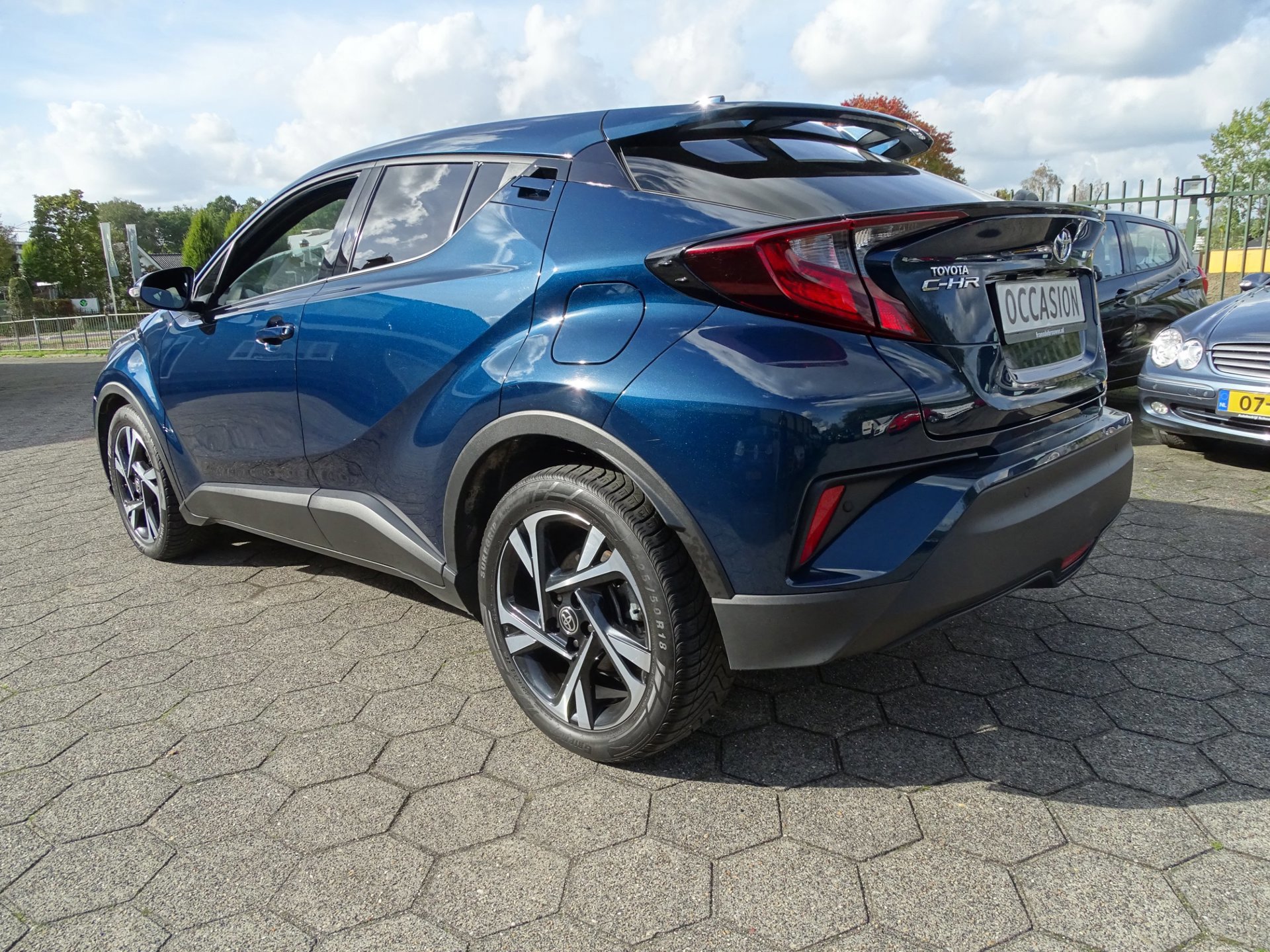 Toyota C-HR 1.8 Hybrid Dynamic (2023), foto 4