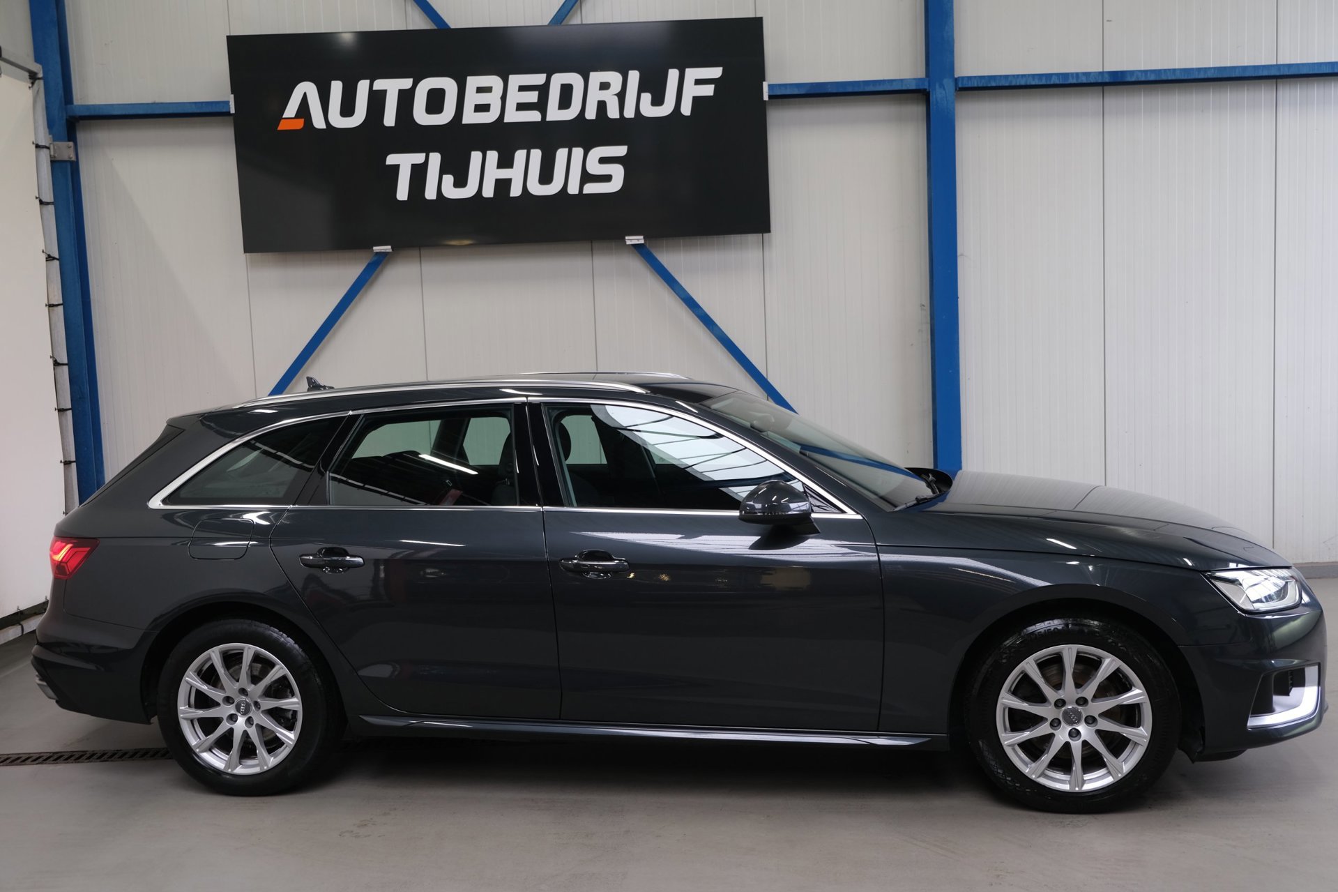 Audi A4 Avant 35 TFSI Launch edition Business (2020), foto 2