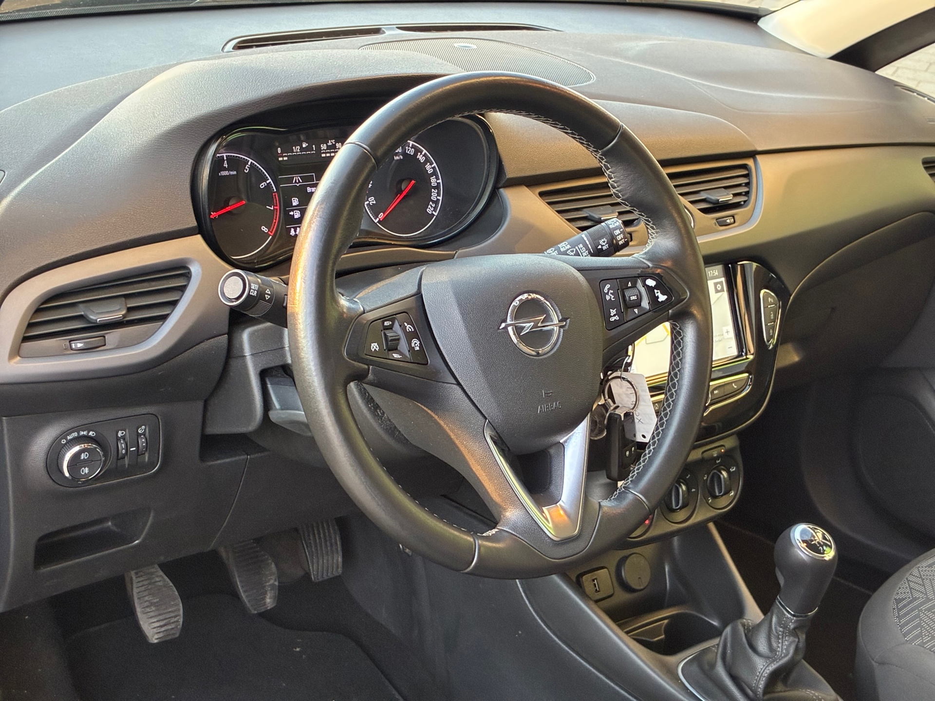 Opel Corsa 1.4 Favourite (2018), foto 12