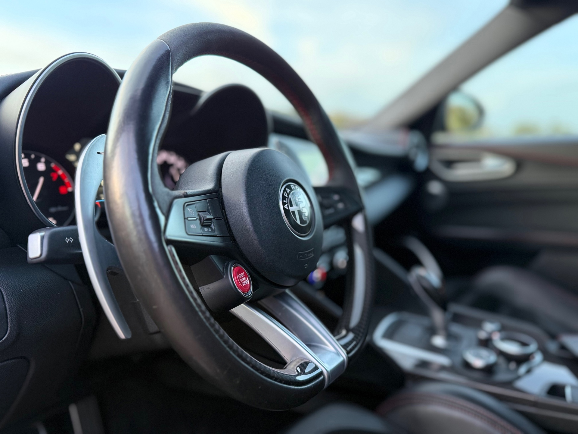 Alfa Romeo Giulia 2.9 V6 Quadrifoglio (2018), foto 16