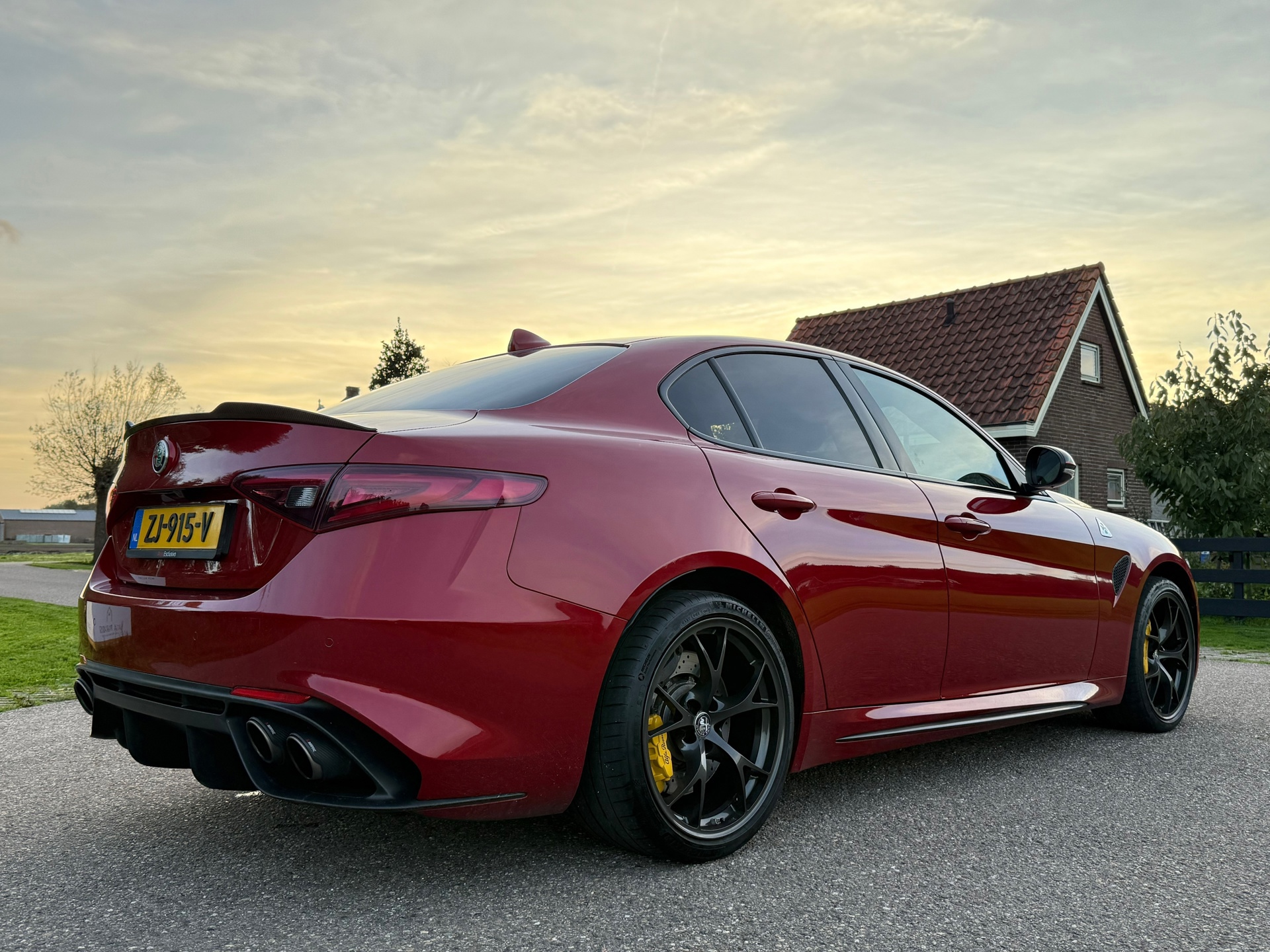 Alfa Romeo Giulia 2.9 V6 Quadrifoglio (2018), foto 29