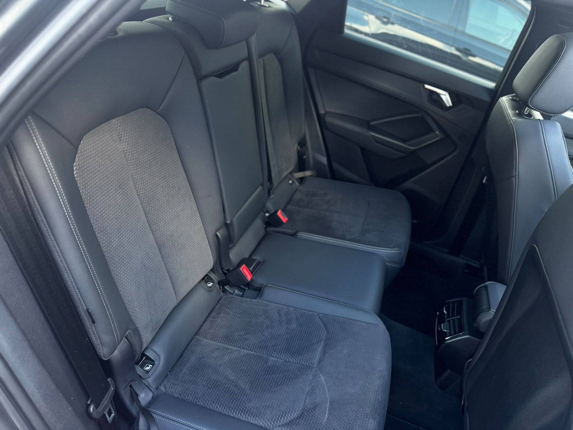 Audi Q3 Sportback 45 TFSI e S-Line (2022), foto 24