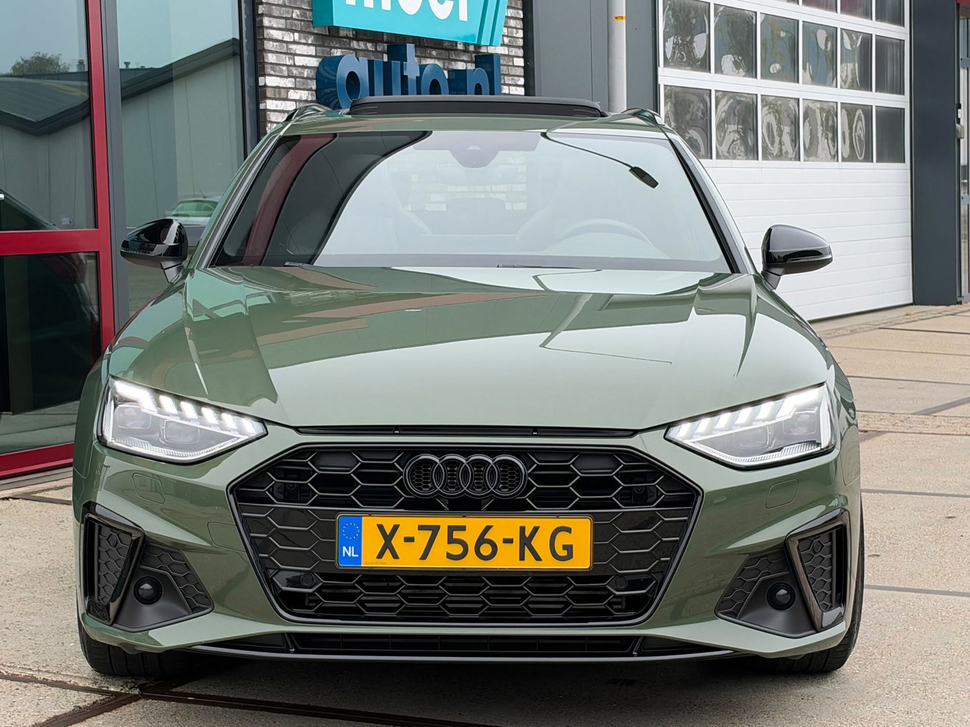 Audi A4 Avant 40 TFSI S-LINE Competition VIRTUAL (2023), foto 34