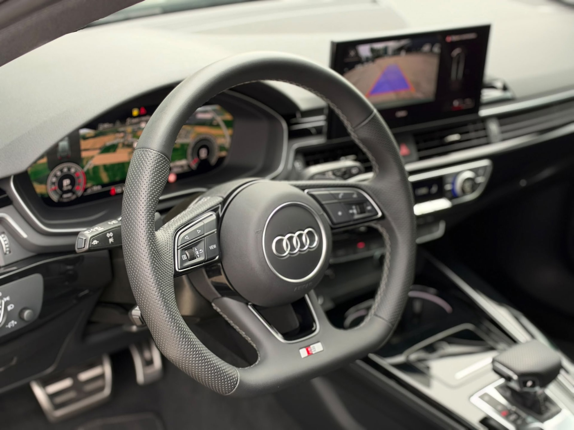 Audi A4 Avant 40 TFSI S-LINE Competition VIRTUAL (2023), foto 8