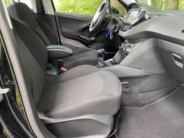 Peugeot 208 1.2 PureTech Active 5DRS (2018), foto 12