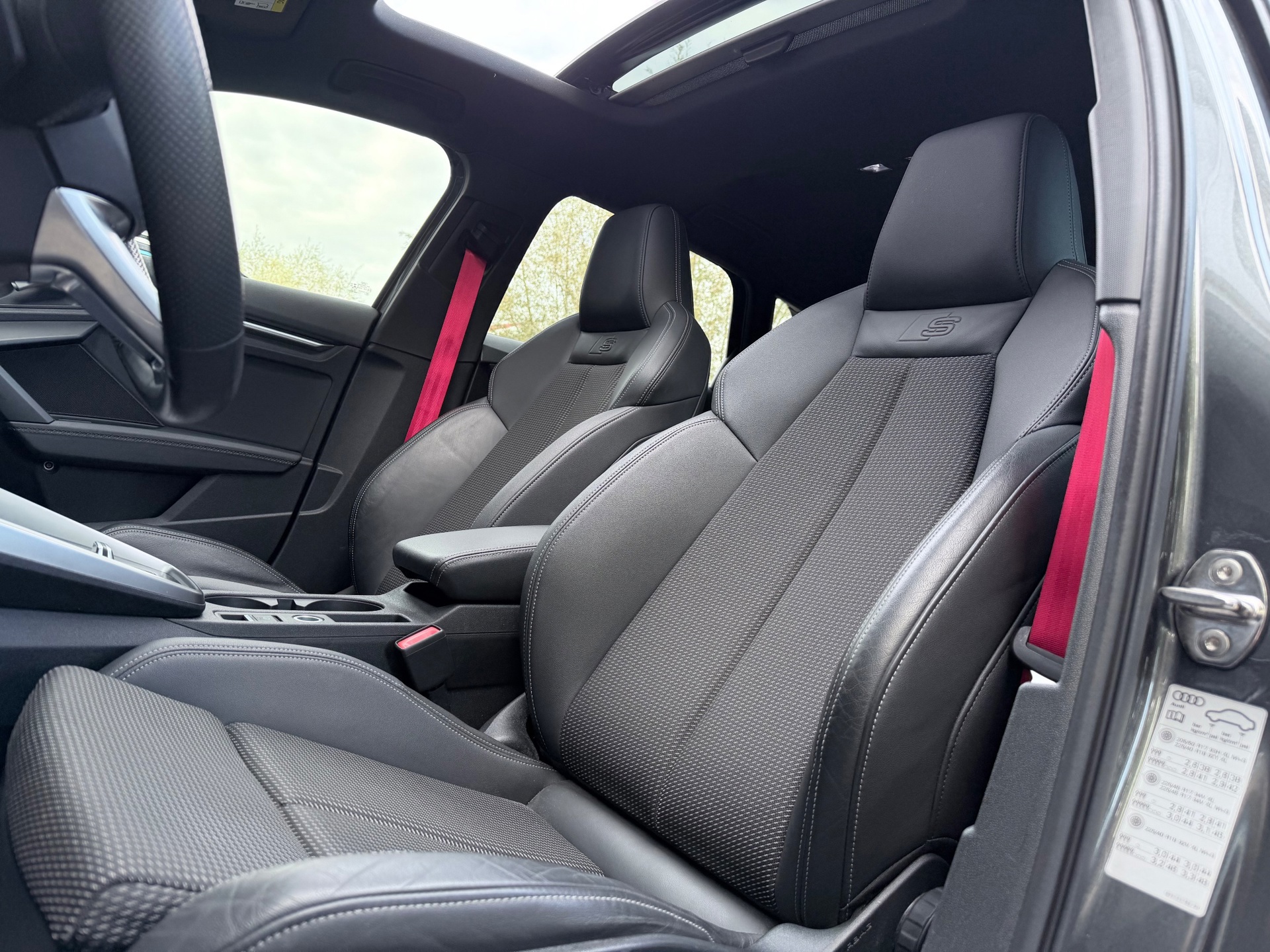 Audi A3 Sportback 45 TFSI e S edition Competition S3 (2022), foto 13