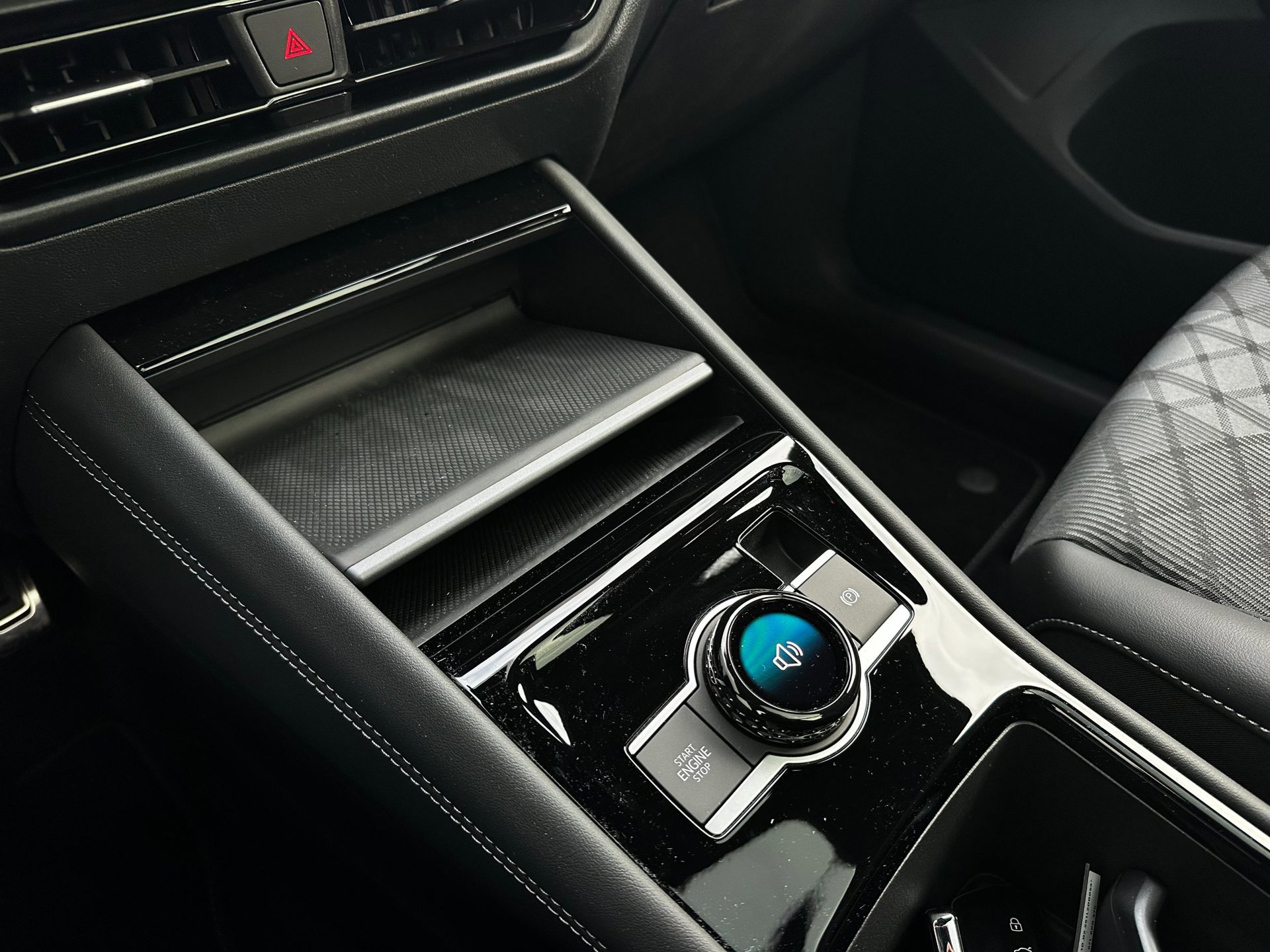 Volkswagen Tayron 1.5 eHybrid R-Line 204 pk (2026), foto 27