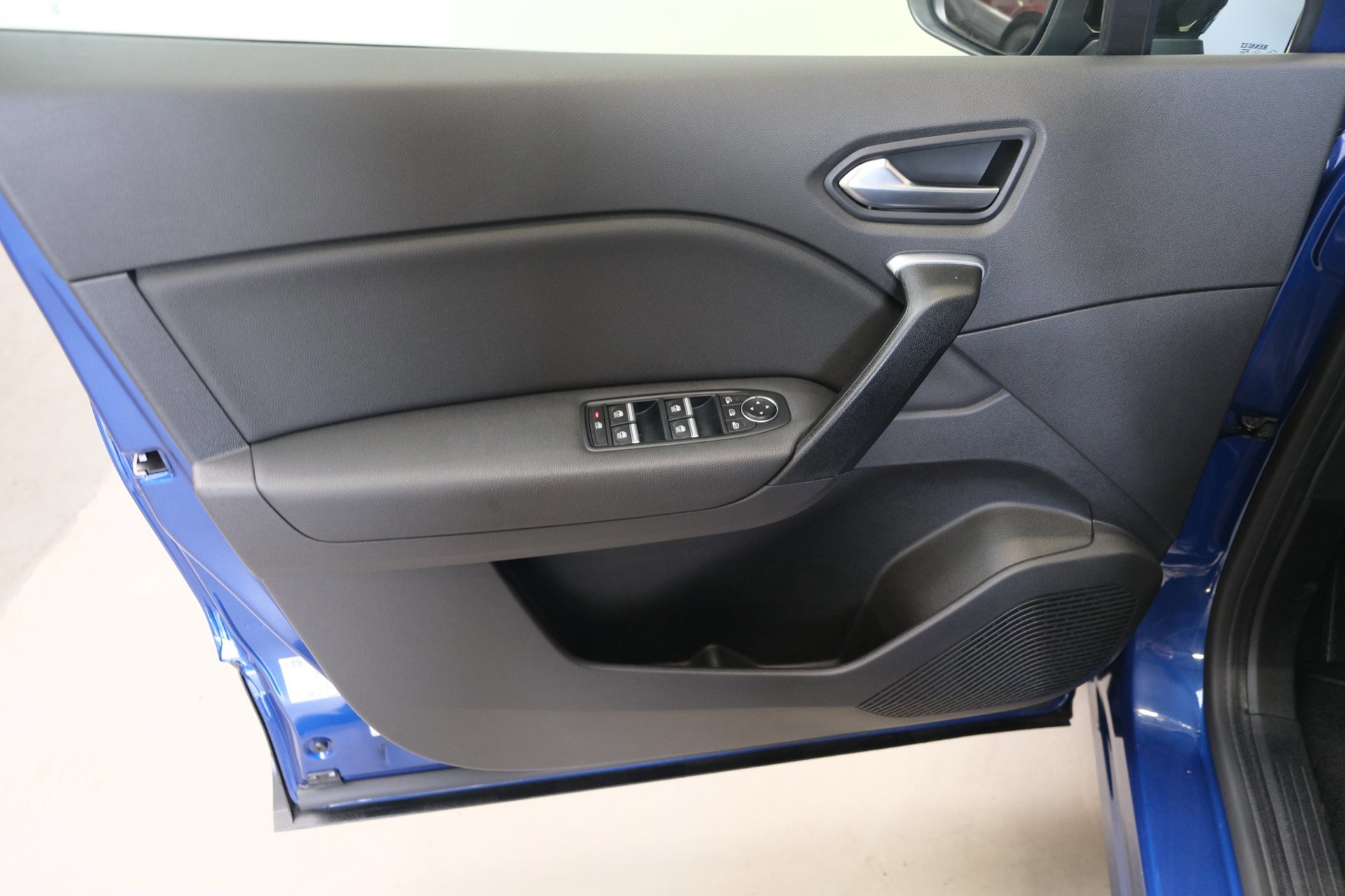 Renault Captur 1.3 TCe 140 Business Zen (2021), foto 12