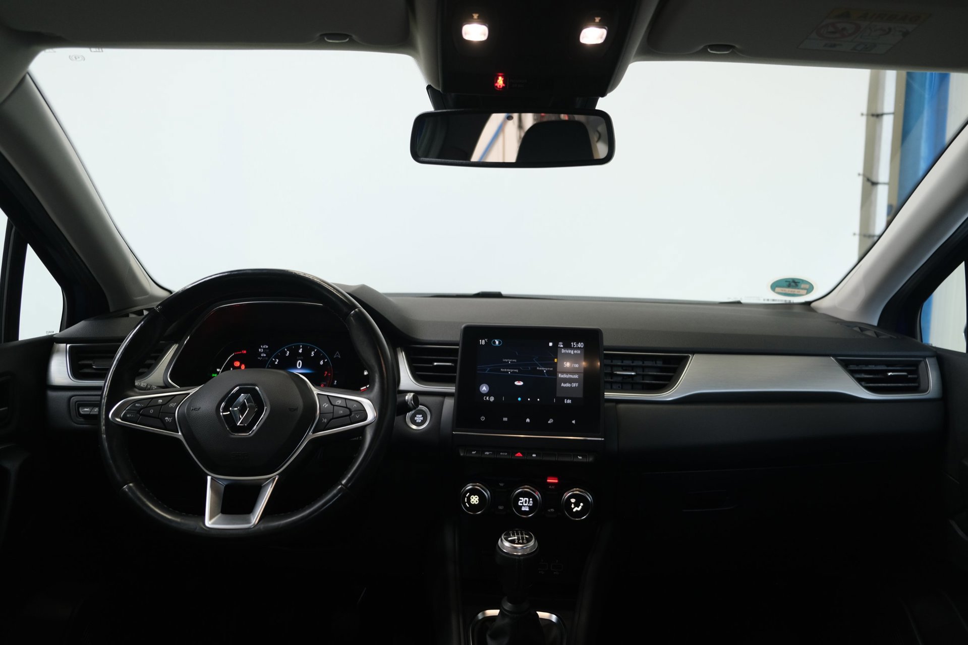 Renault Captur 1.3 TCe 140 Business Zen (2021), foto 15