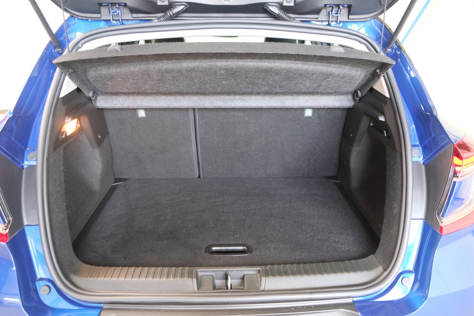 Renault Captur 1.3 TCe 140 Business Zen (2021), foto 7