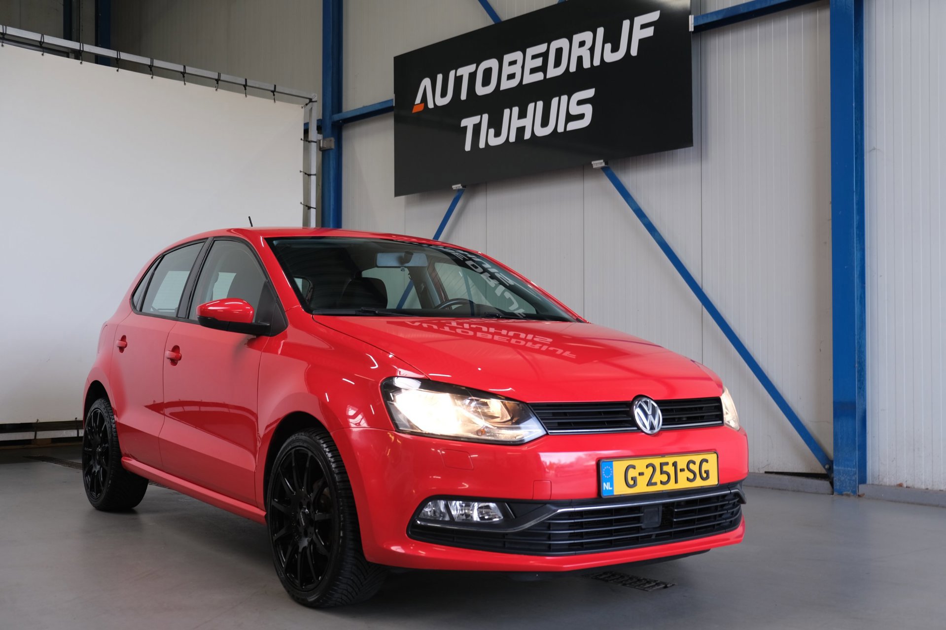 Volkswagen Polo 1.2 TSI Highline (2016)