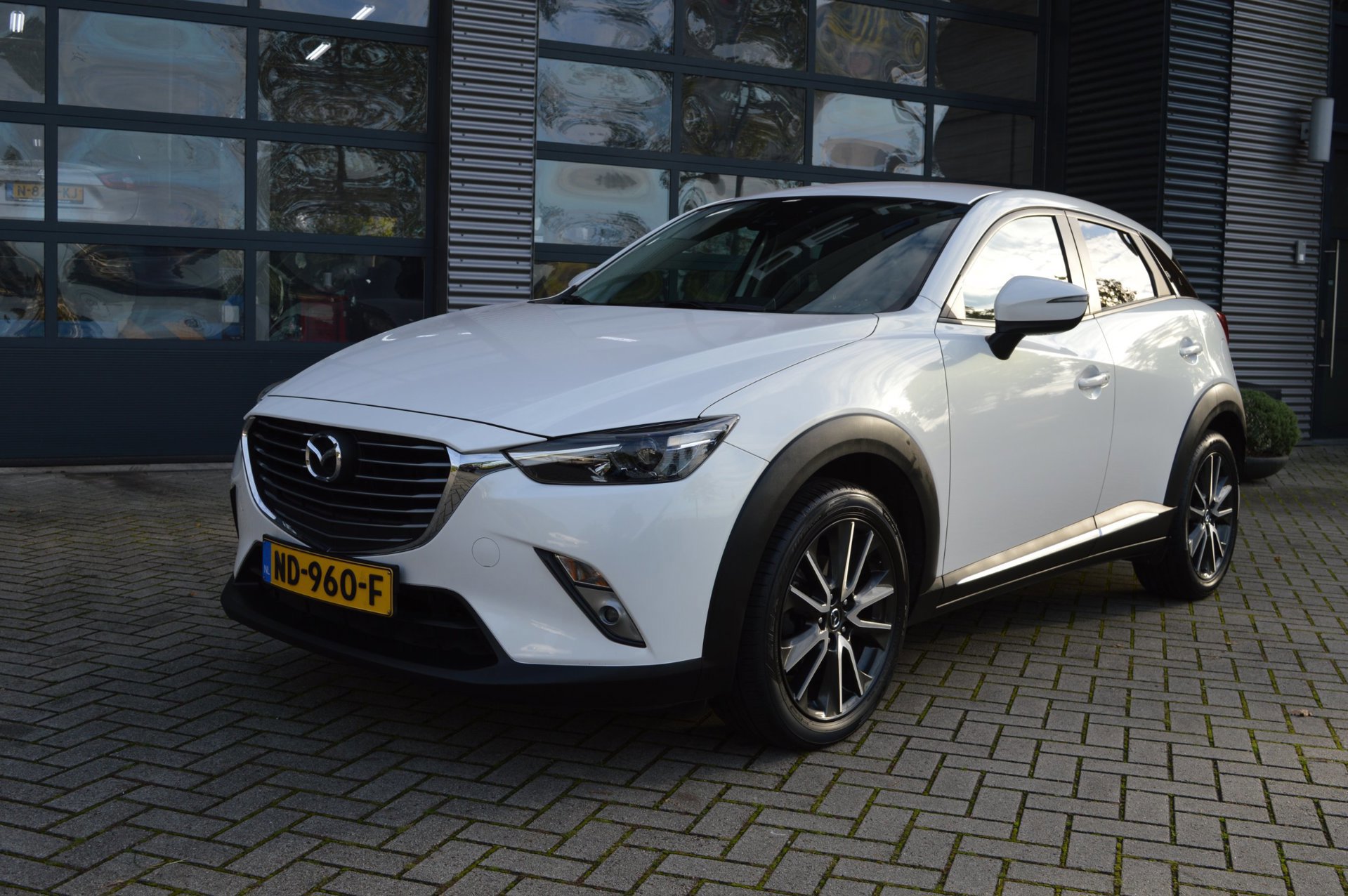 Mazda CX-3 2.0 SkyActiv-G 120 GT-M Line (2017), foto 2