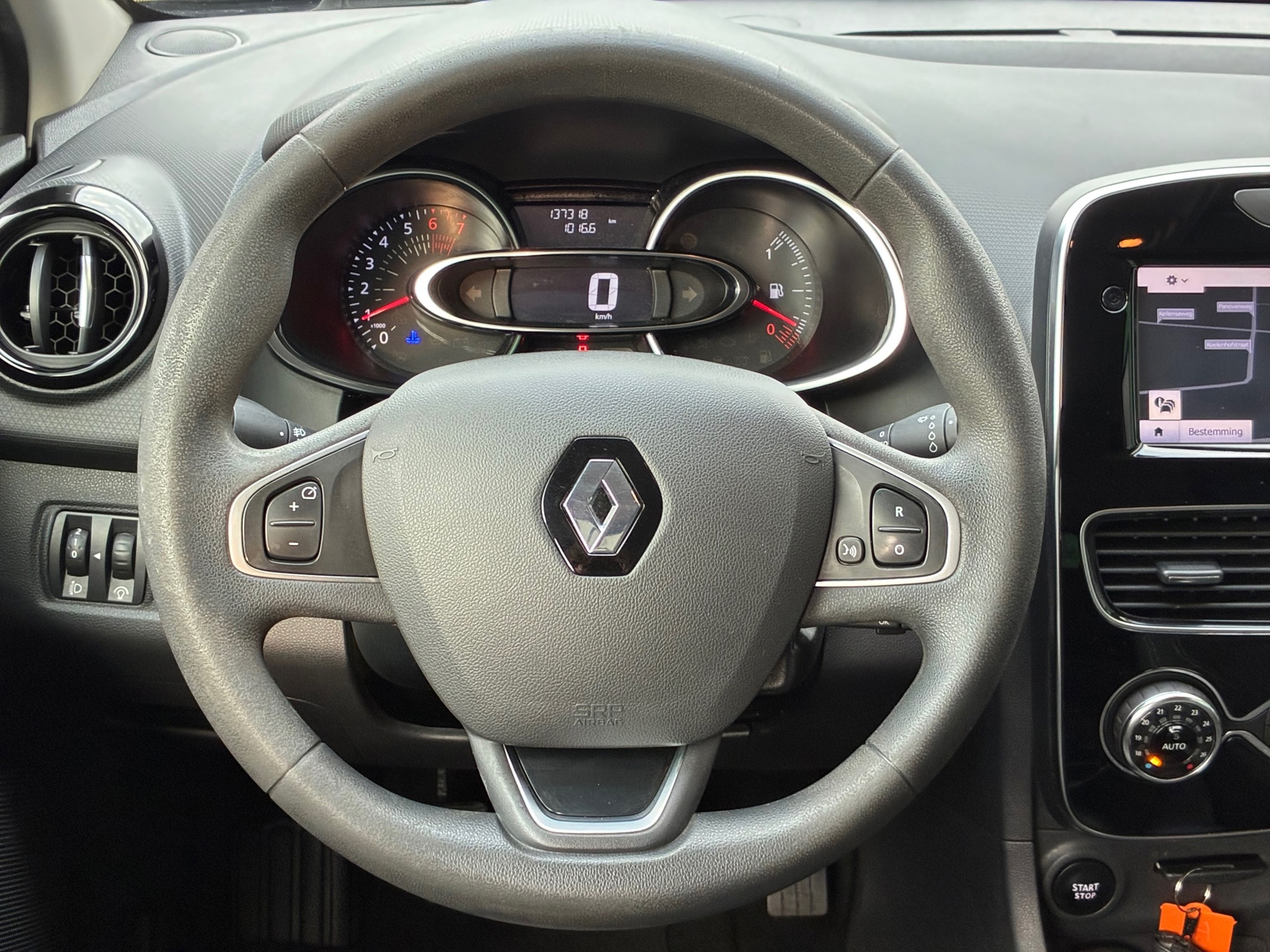 Renault Clio 0.9 TCe Limited (2017), foto 2